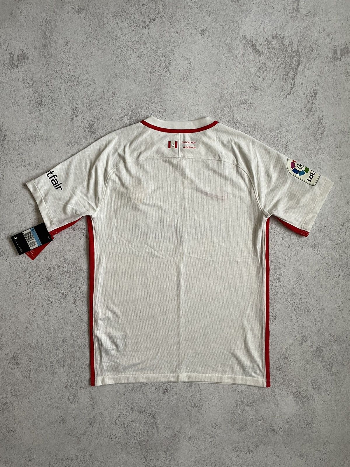 Nike Nike Sevilla 2018/2019 Home Football Soccer Jersey Size US M / EU 48-50 / 2 - 4 Thumbnail