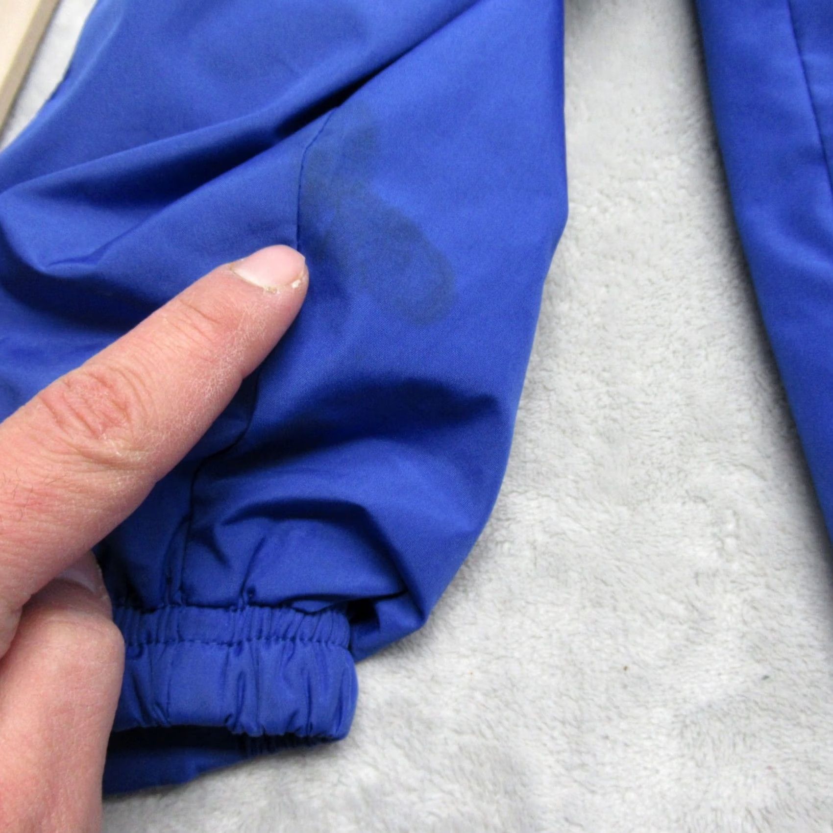 Holloway VINTAGE Holloway Jacket Mens XL Blue Full Zip Hood Windbreaker Geometric 80s 90s Outdoors Mens Size US XL / EU 56 / 4 - 7 Thumbnail