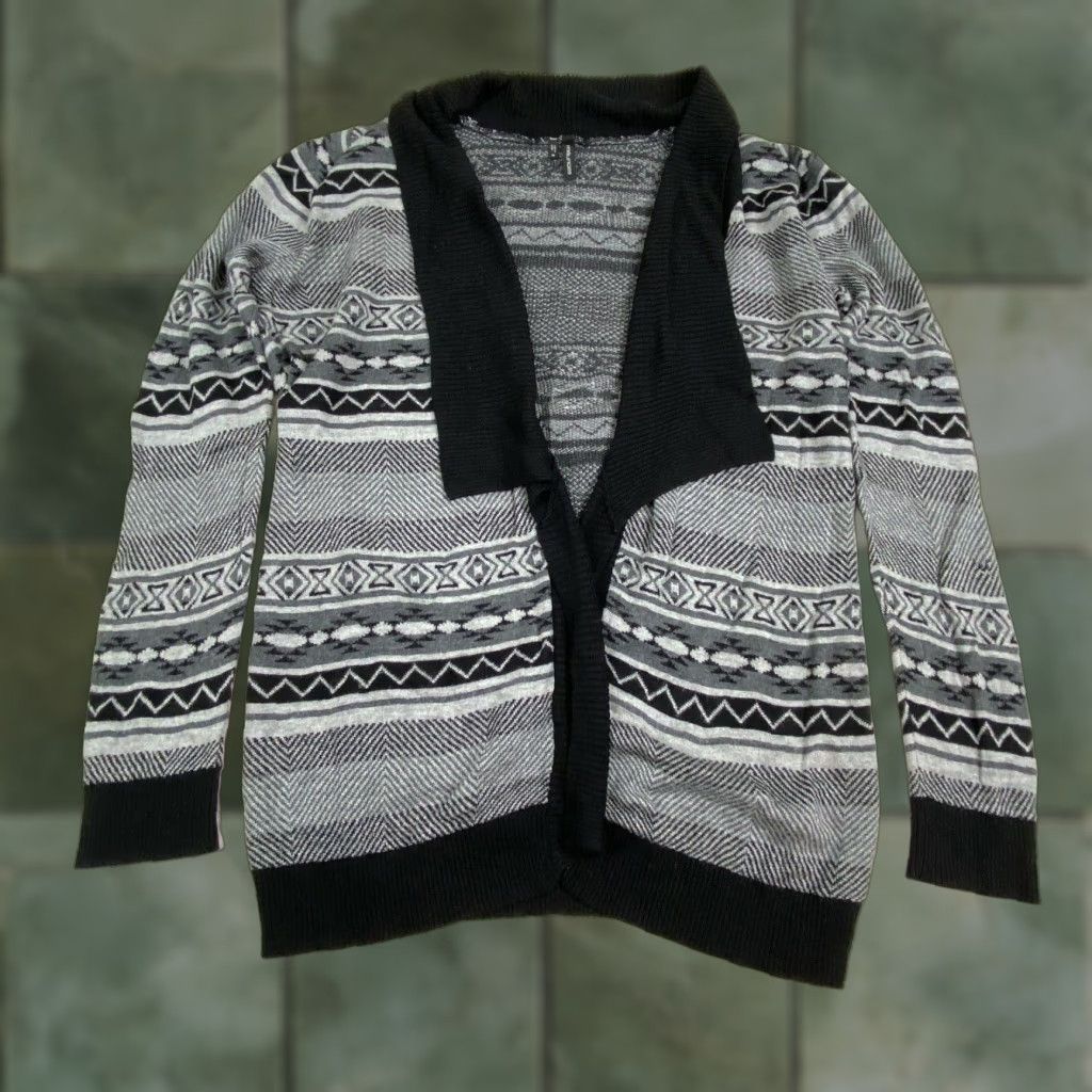 Vintage Maurices Womens Black White Geometric Cardigan Sweater Medium Long Sleeve Open Loose Boxy Size M / US 6-8 / IT 42-44 - 1 Thumbnail