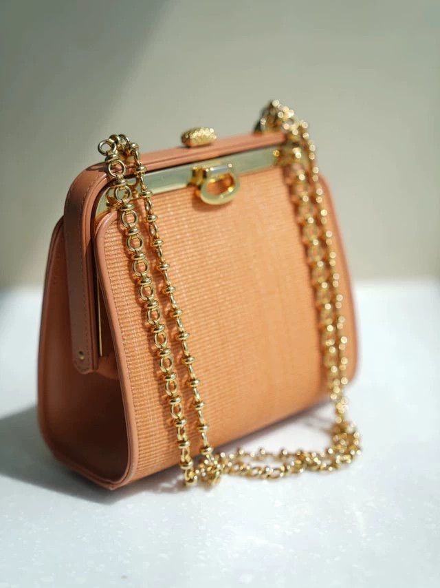 Other Comtesse Vintage Horsehair Knit Orange-Pink Doc Bag Size ONE SIZE - 1 Thumbnail