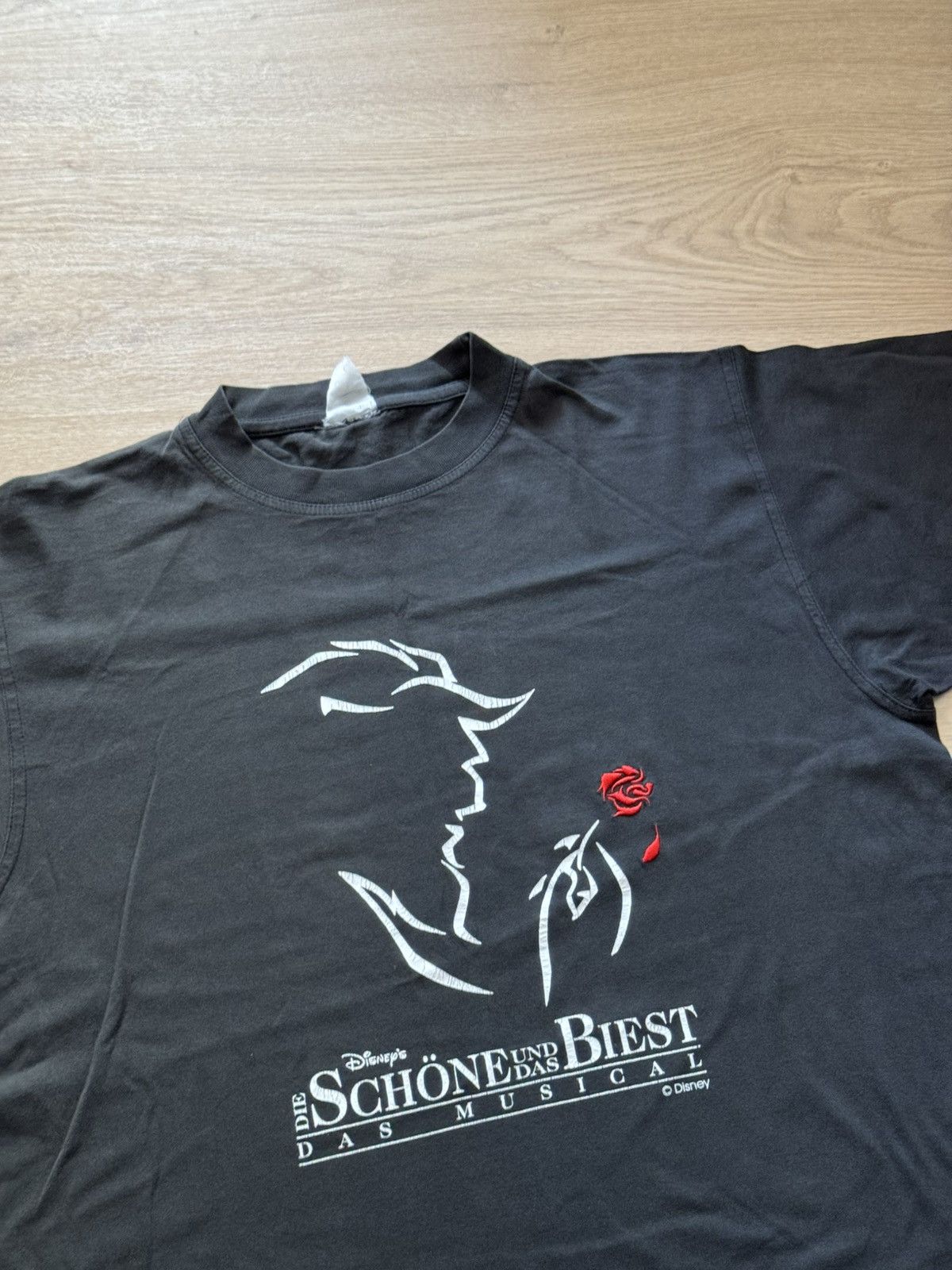 Disney Vintage 90’s Beauty And The Beats Movie Faded T-Shirt Size US XL / EU 56 / 4 - 2 Thumbnail