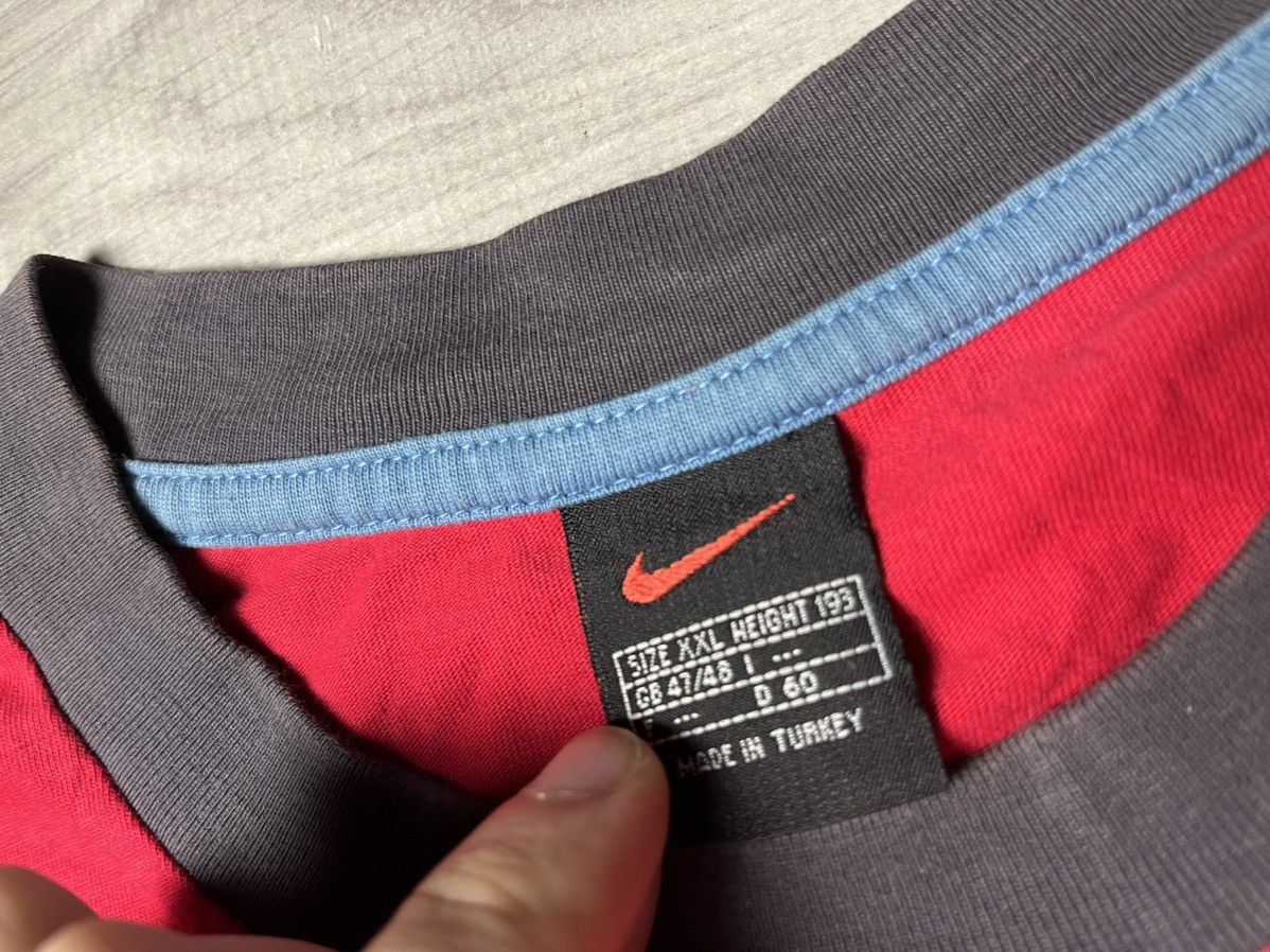 Nike Nike Tshirt box logo size XXLarge Size US XXL / EU 58 / 5 - 4 Thumbnail