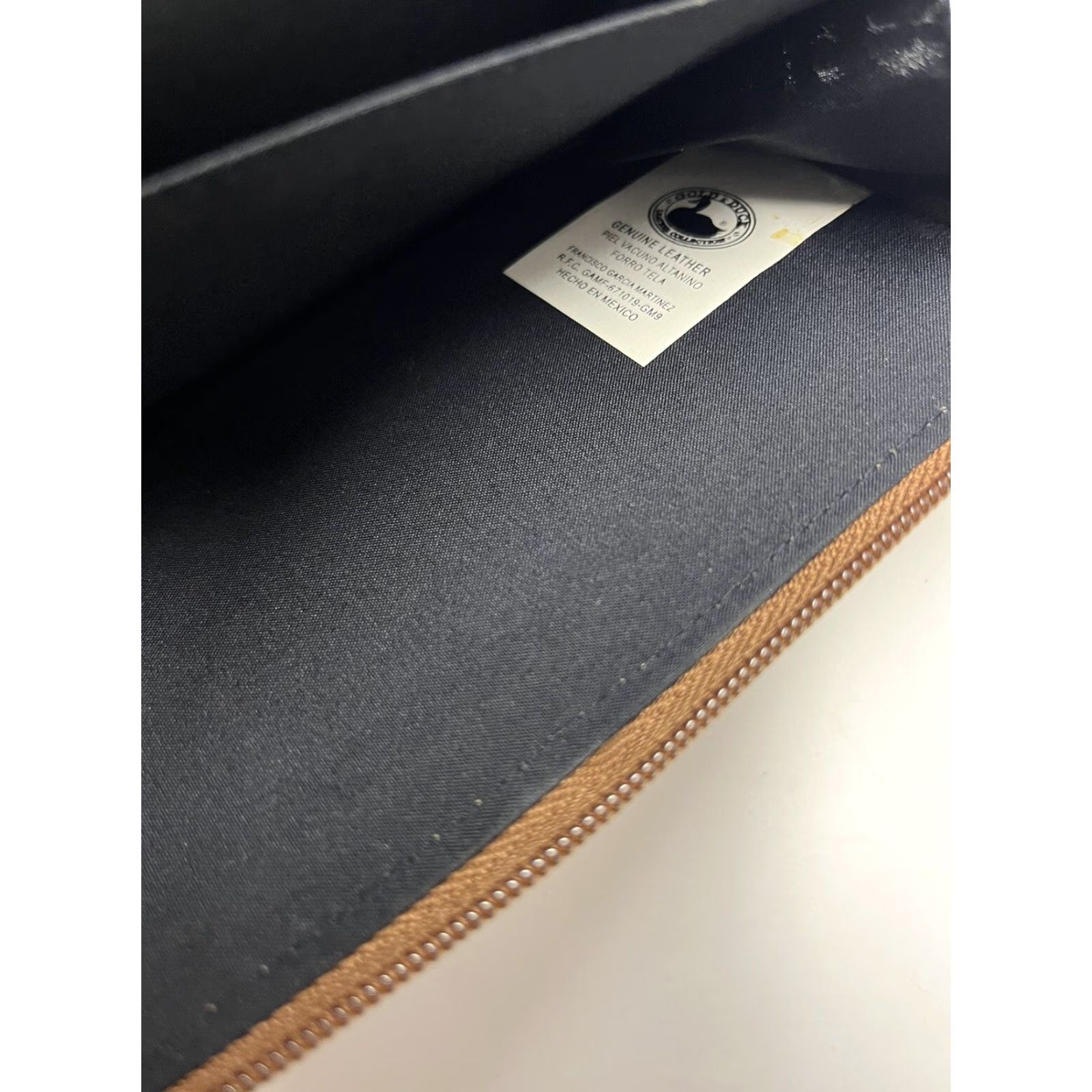 Vintage GENUINE LEATHER GOLD DUCK WALLET BLACK User: GENUINE LEATHER GOLD DUCK WALLET BLACK Size ONE SIZE - 2 Thumbnail