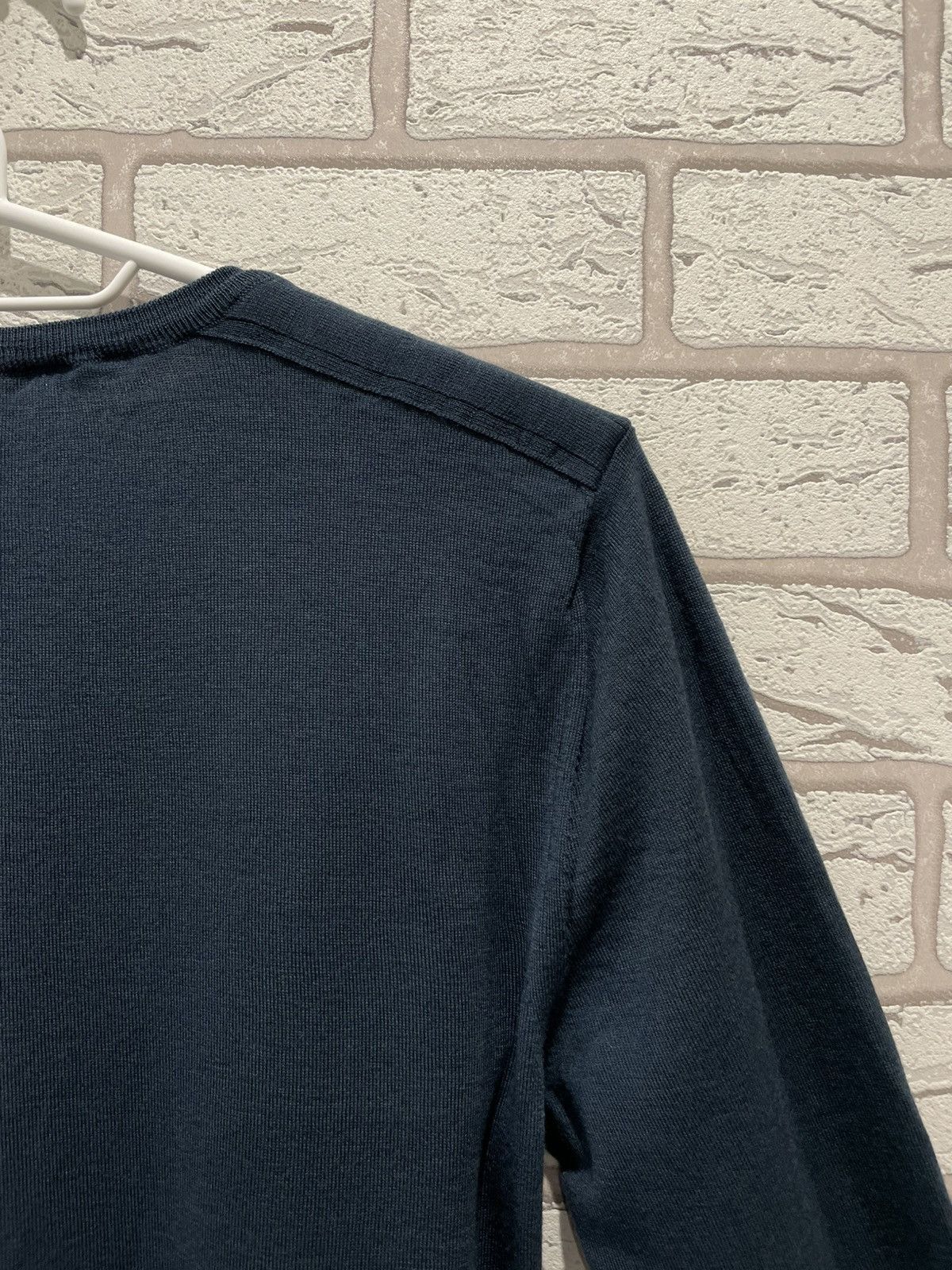 Gucci × Vintage Gucci Vintage Wool knited Sweater Small logo Made in Italy Size S / US 4 / IT 40 - 16 Thumbnail