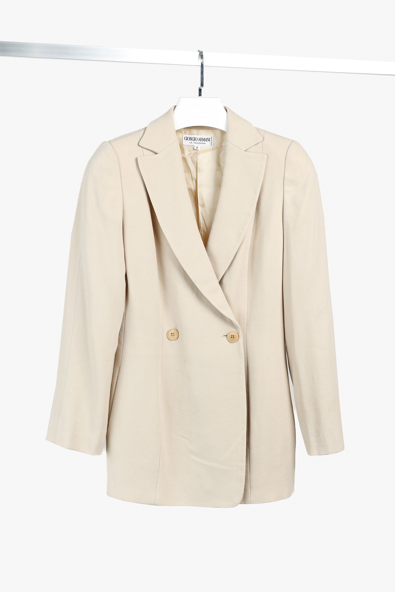 Giorgio Armani Giorgio Armani Vintage Minimalist Beige Wool Blazer Size XS / US 0-2 / IT 36-38 - 1 Thumbnail