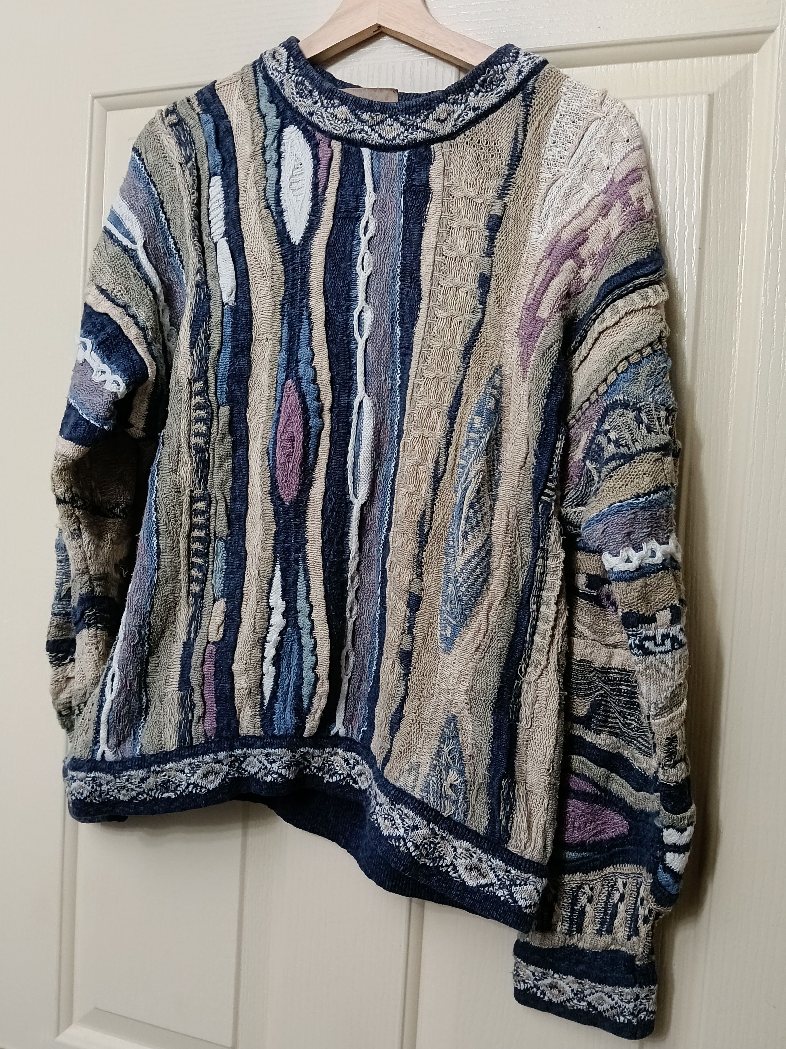 Coogi Coogi Crewneck Sweater Size US S / EU 44-46 / 1 - 1 Thumbnail
