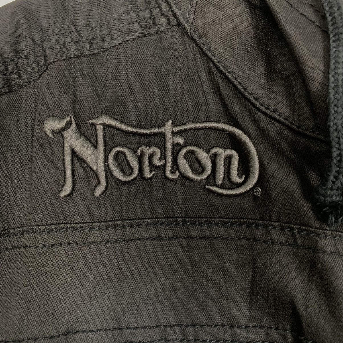 Norton Norton Motorcycle Hooded Jacket Size US L / EU 52-54 / 3 - 17 Thumbnail