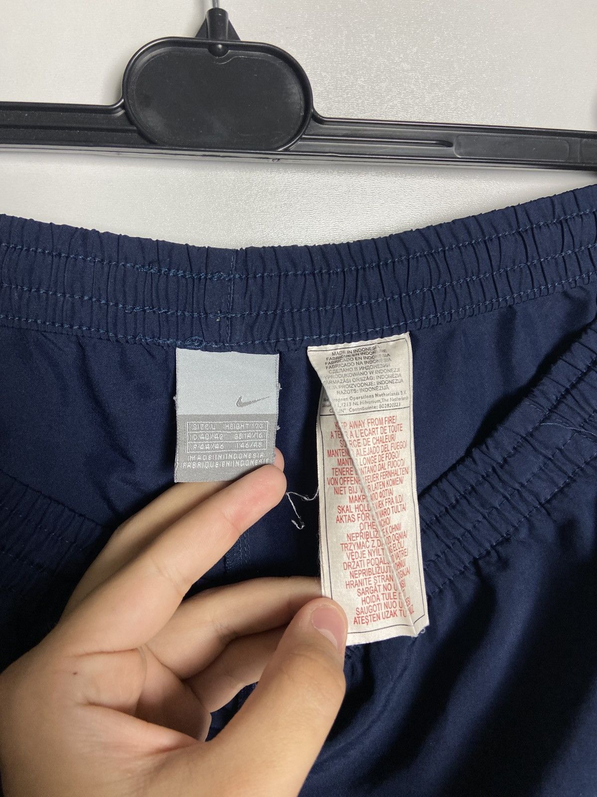 Nike × Vintage Vintage Nike Nylon Shorts L Size Size US 35 - 8 Thumbnail