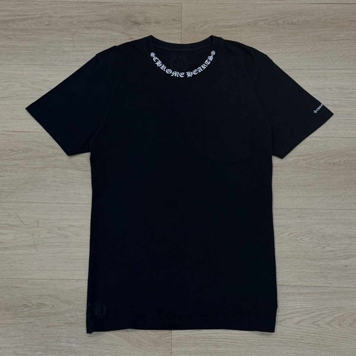 Chrome Hearts Chrome Hearts Collar Logo Spellout Tee Size US M / EU 48-50 / 2 - 1 Thumbnail
