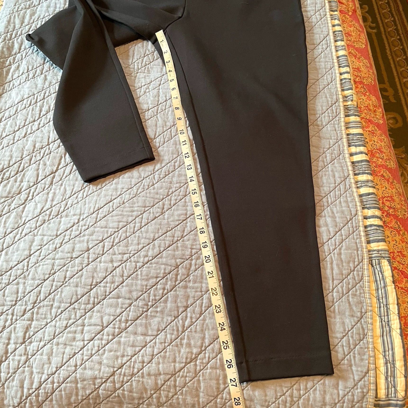 Banana Republic NWT Banana Republic black high rise skinny pants leggings L Regular Women’s Pants Silk? (Note: The output must only be the rearranged title.) Size 36" / US 14 / IT 50 - 8 Thumbnail