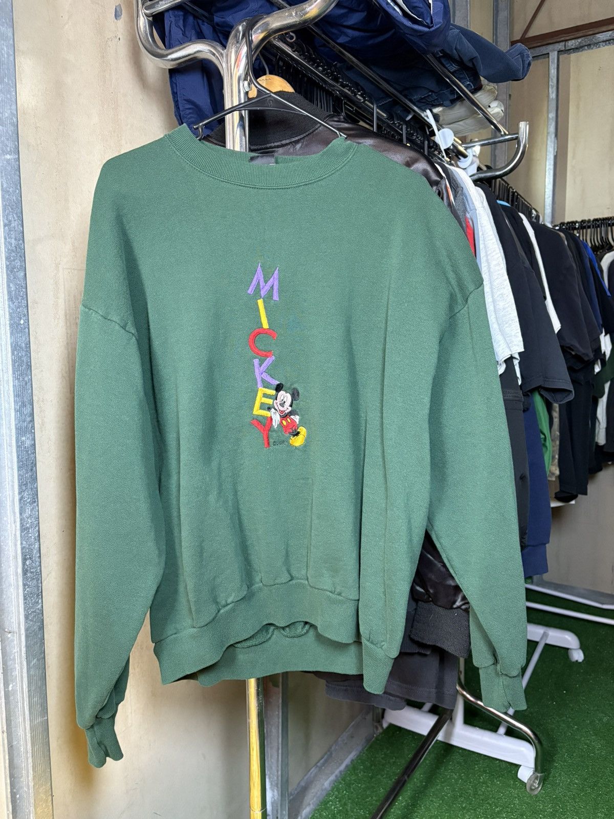 Disney × Vintage 1990’s Made In USA Disney Mickey Mouse Crewneck Sweatshirt Size US L / EU 52-54 / 3 - 1 Thumbnail