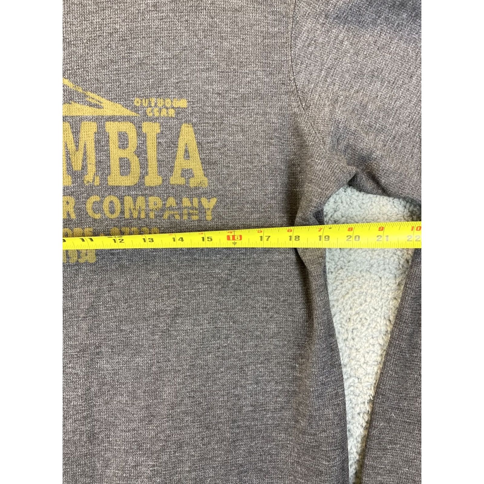 Vintage Columbia Pullover Sweater Men M Long Sleeve Gray Knit Logo Casual, Travel - Regular Fit, Cotton, Solid, Crew Neck, Machine Washable, 33-43 Size US M / EU 48-50 / 2 - 4 Thumbnail