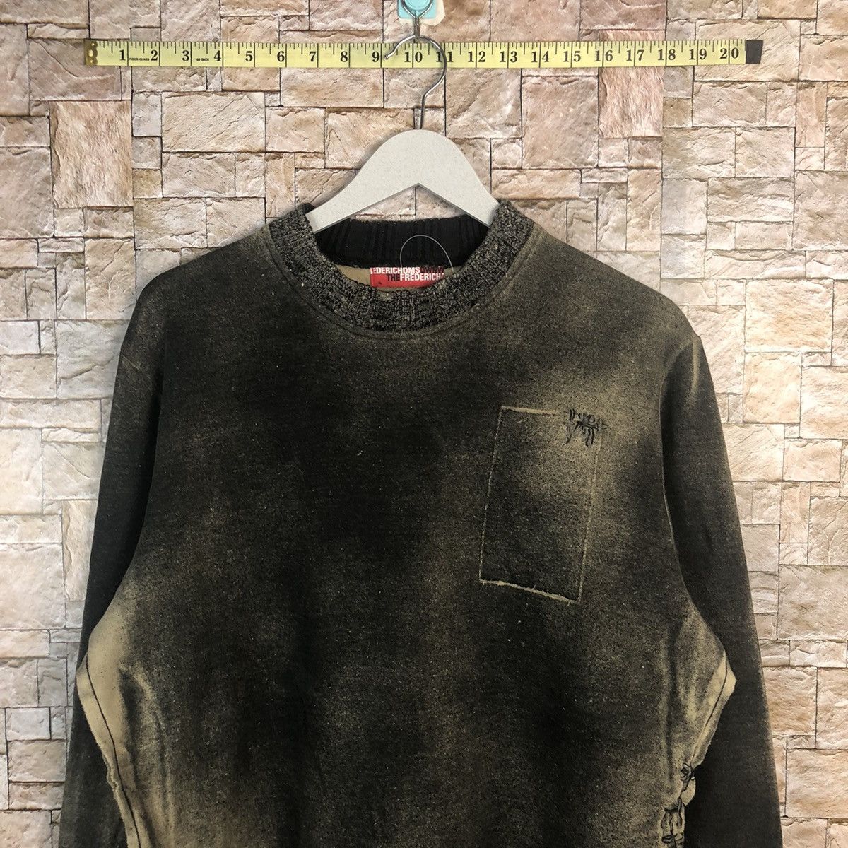 Vintage DLL The Frederichoms spain faded ripped Sweatshirt #A66 Size US XL / EU 56 / 4 - 2 Thumbnail