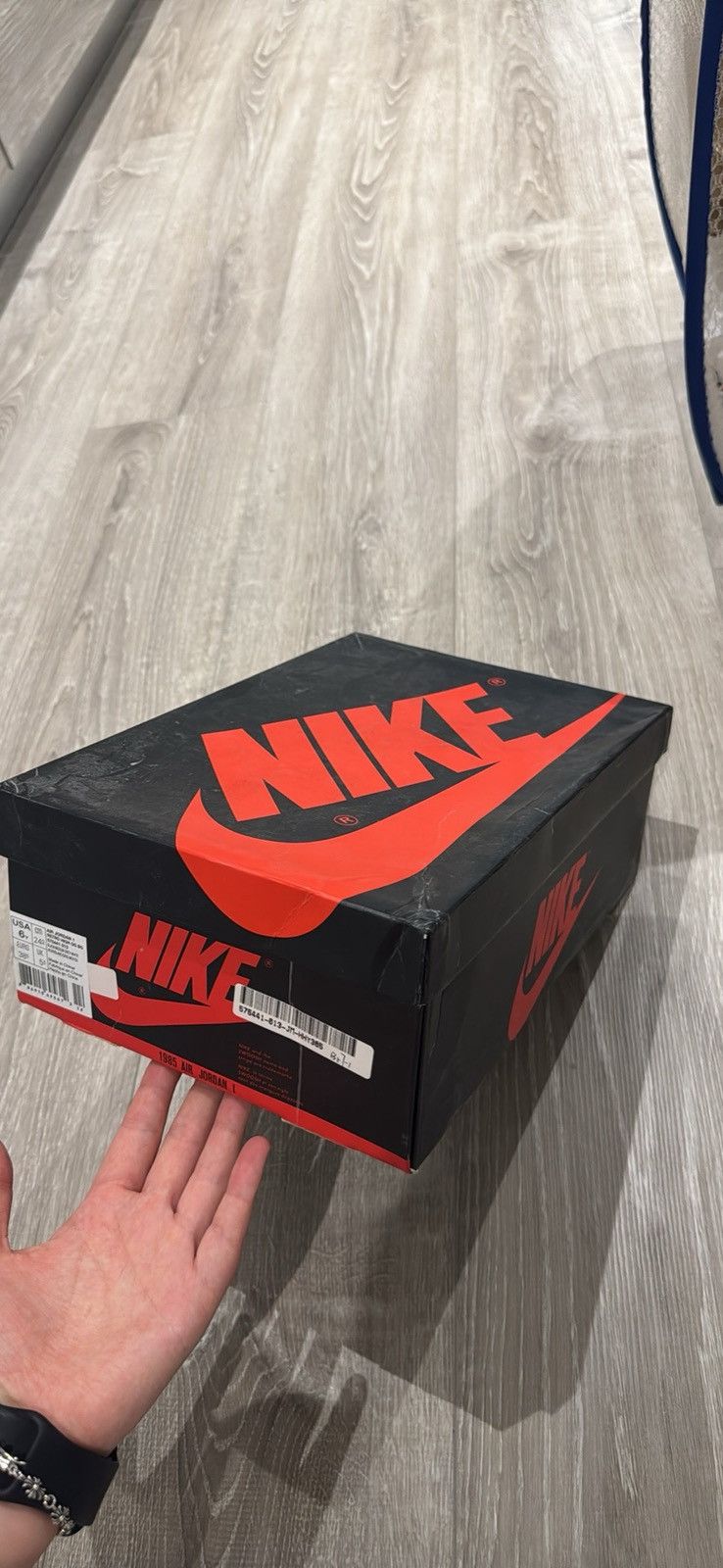 Jordan Brand × Nike Air Jordan 1 Retro High OG GS Shadow 2018 Size US 6 / EU 39 - 10 Thumbnail