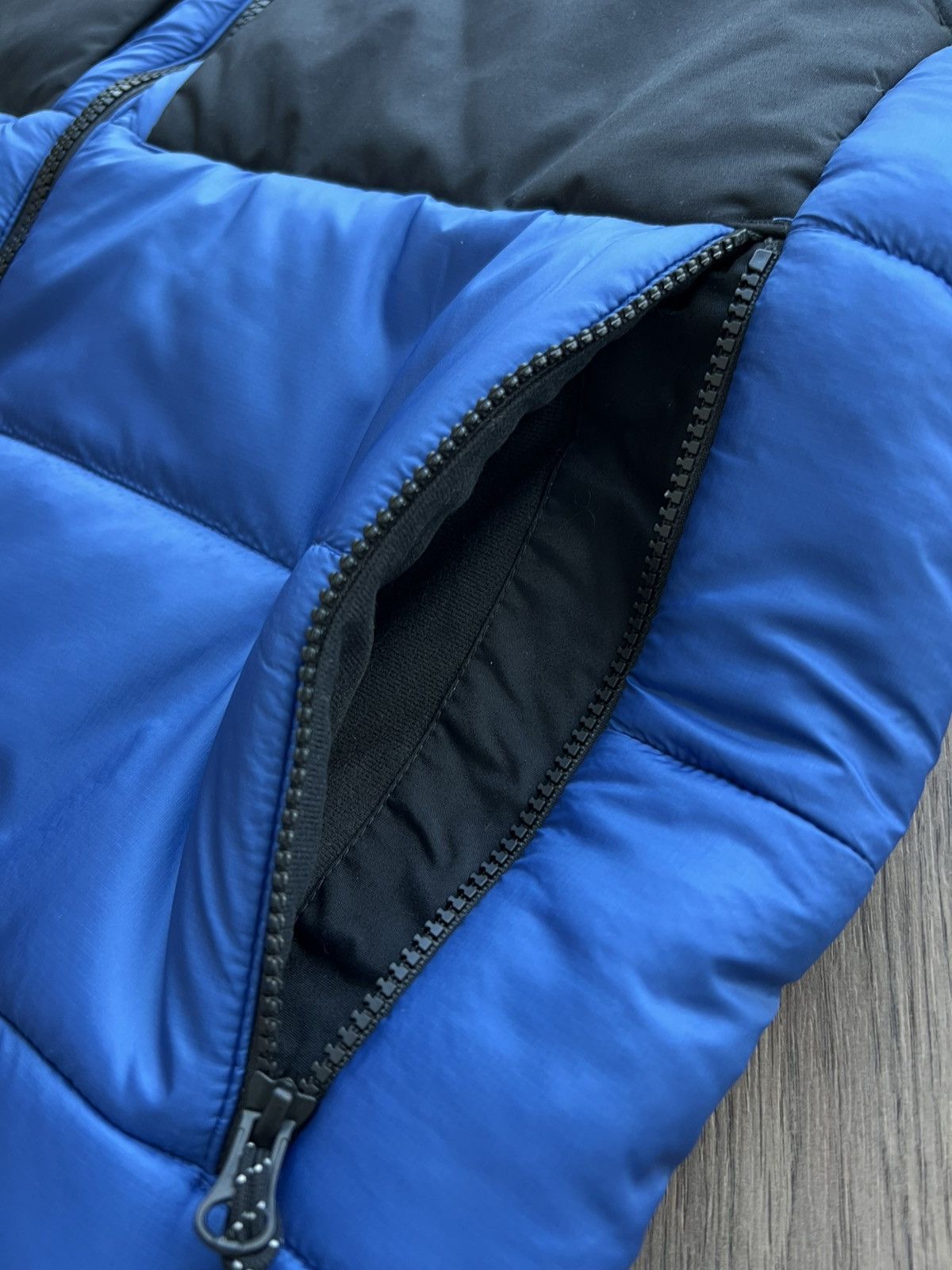 Mountain Hardwear × Stussy Stussy x Mountain Hardwear Primaloft Puffer Vest Size US L / EU 52-54 / 3 - 11 Thumbnail