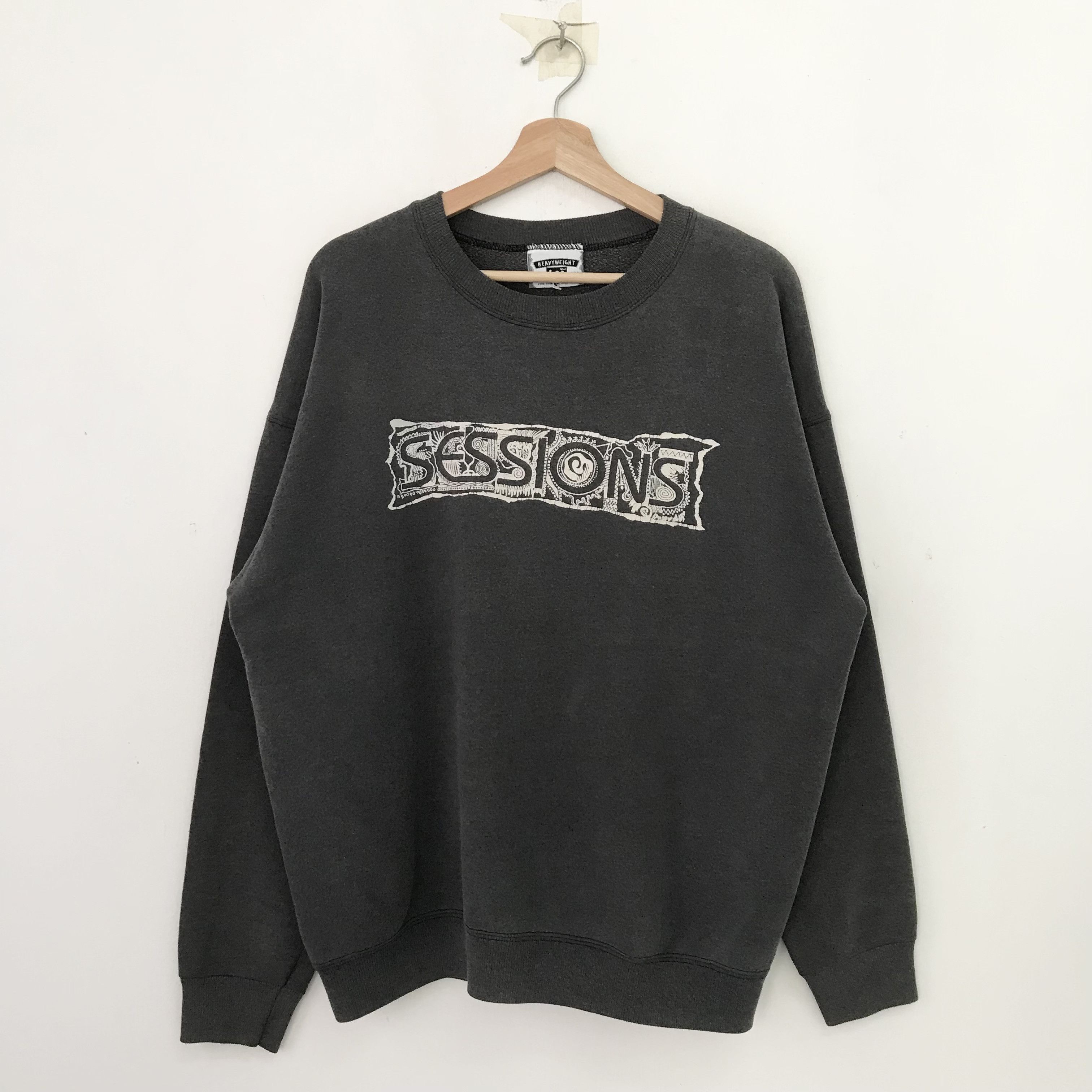 Vintage Vintage 90's Sessions Skateboard Black Sweatshirt - 623 Size US L / EU 52-54 / 3 - 1 Thumbnail