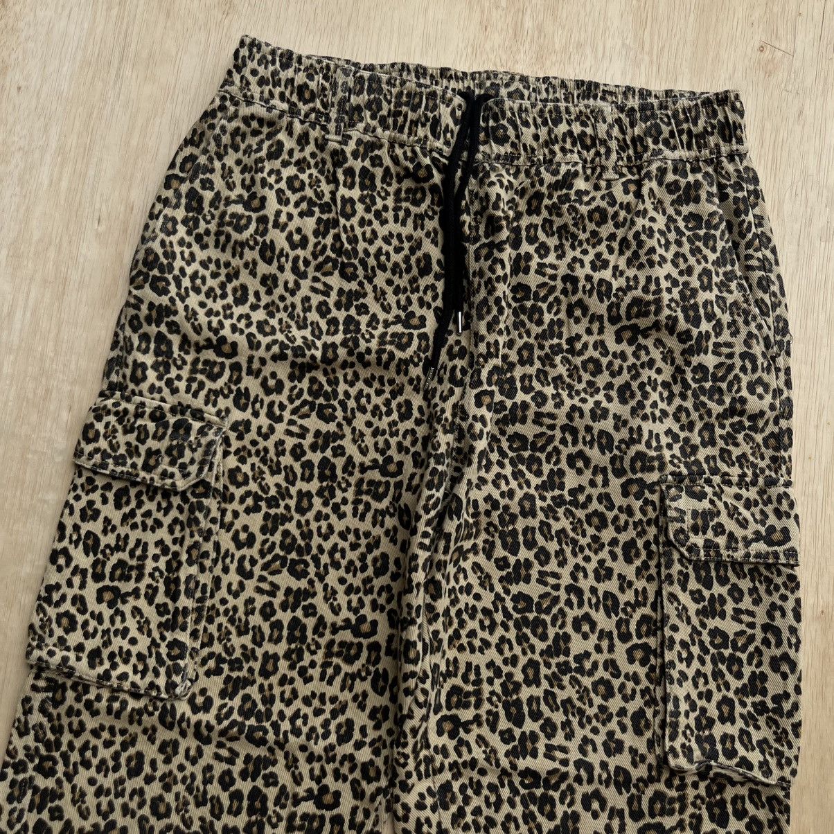 Japanese Brand JUNGLE STORM CARGO RELAXED LEOPARD CAMO LIKE GOA JAPAN Size US 33 - 2 Thumbnail