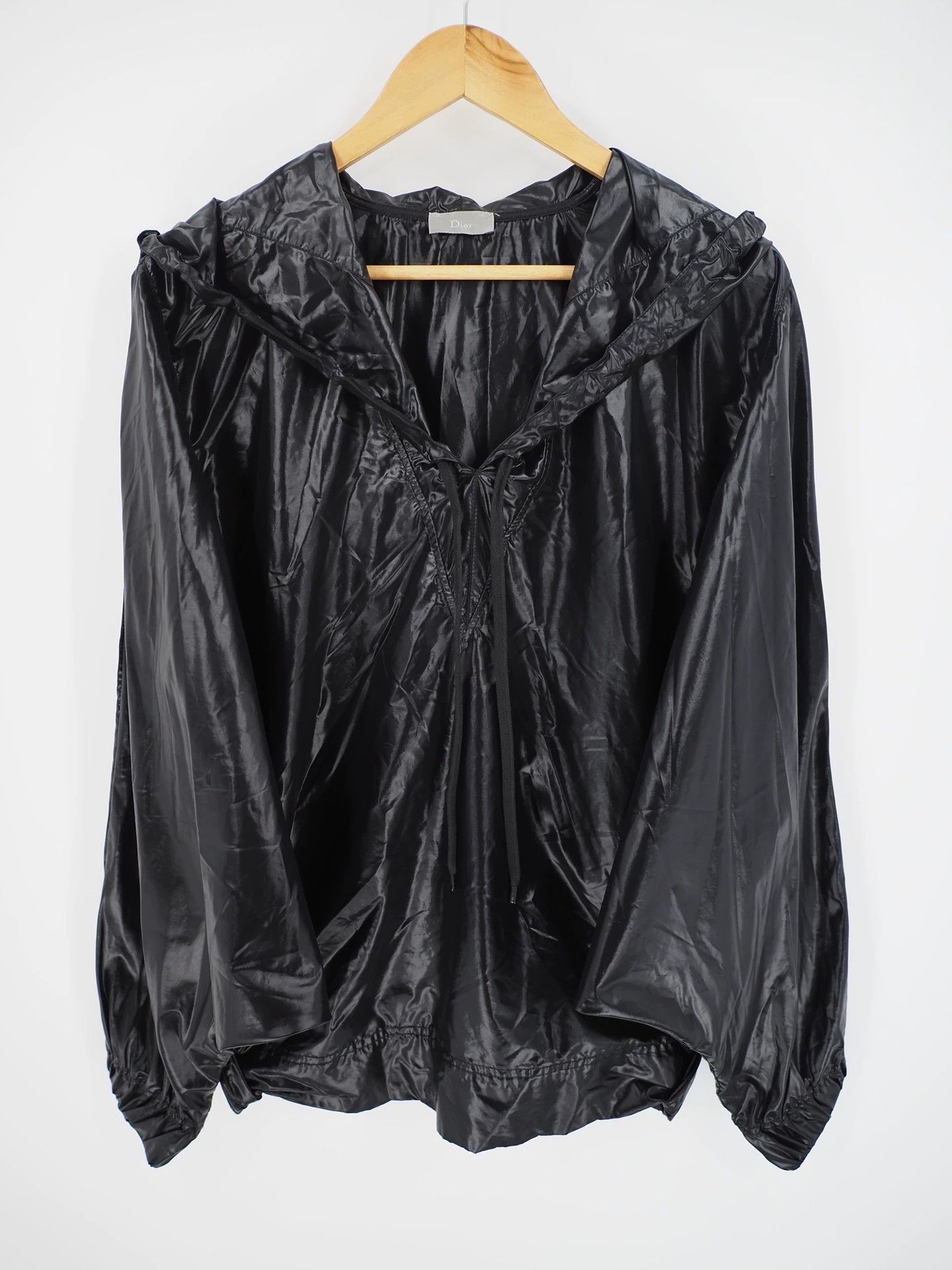 Dior SS09 Dior runway black batwing sleeve nylon jacket Size XS / US 0-2 / IT 36-38 - 1 Thumbnail