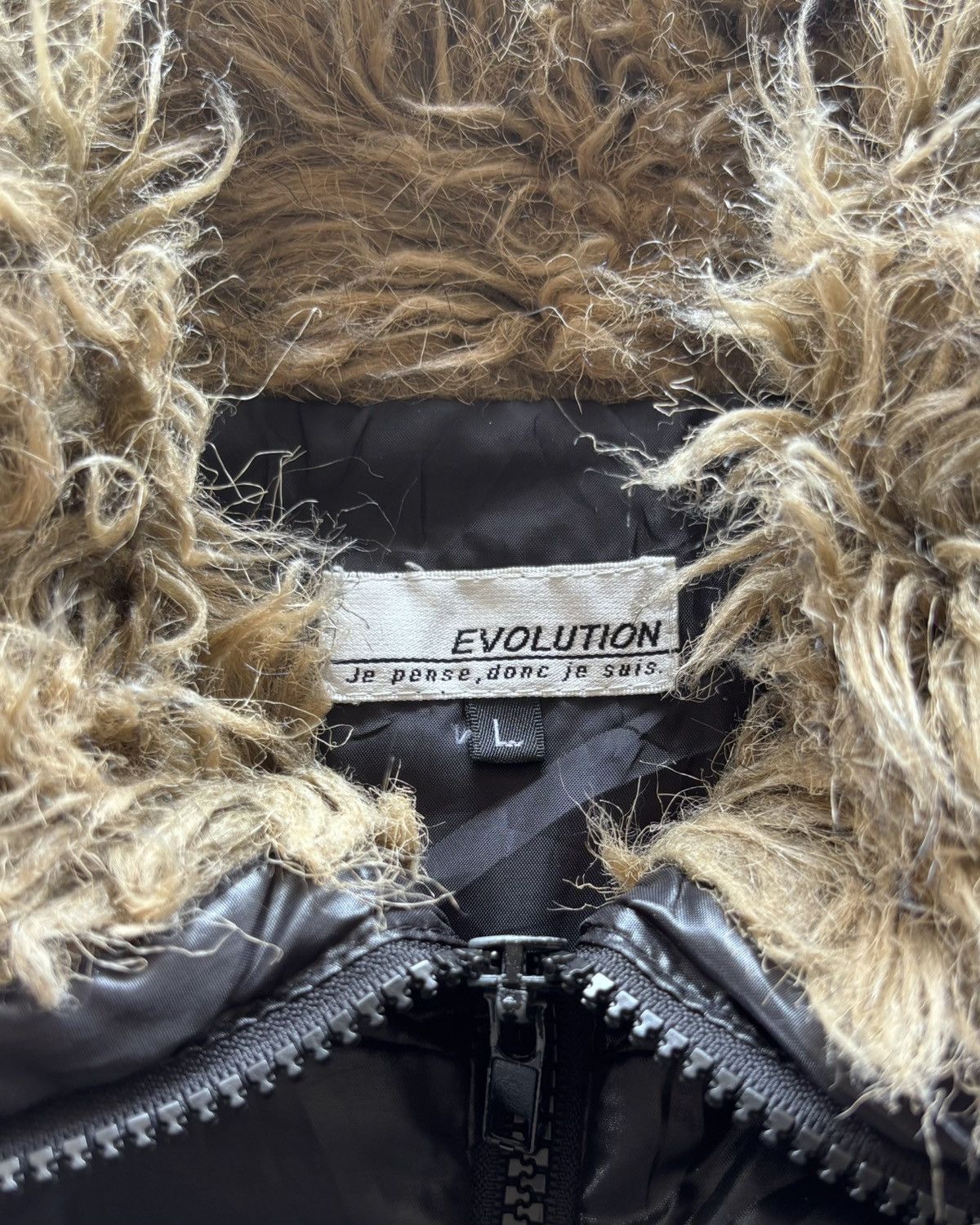 If Six Was Nine × Japanese Brand × KMRii Evolution Japan Black Fur Puffer Jacket Size US L / EU 52-54 / 3 - 3 Thumbnail