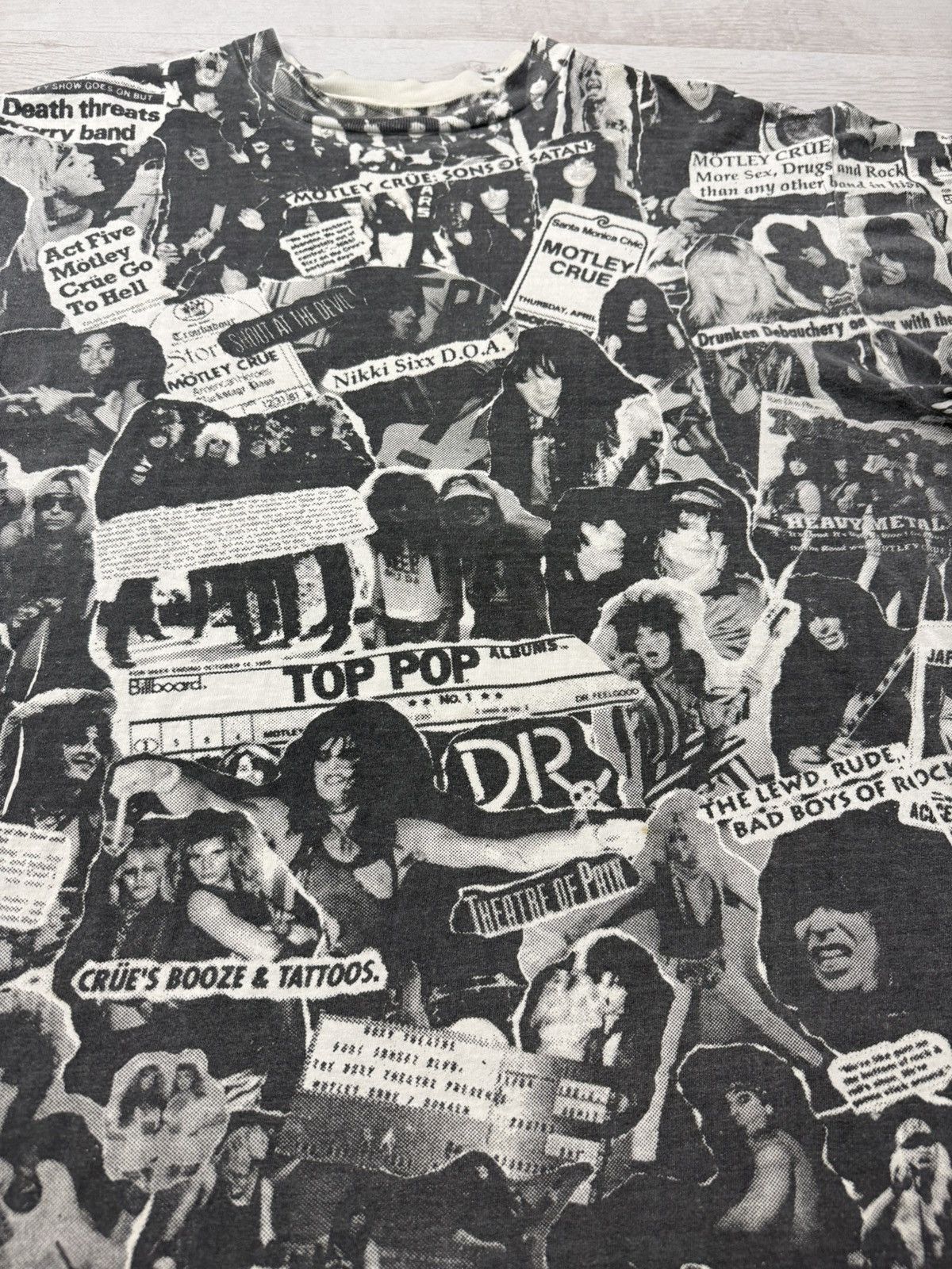 Other 90’s Vintage Motley Crue Newspaper Fans Are The Best AOP Tee Size US XL / EU 56 / 4 - 9 Thumbnail