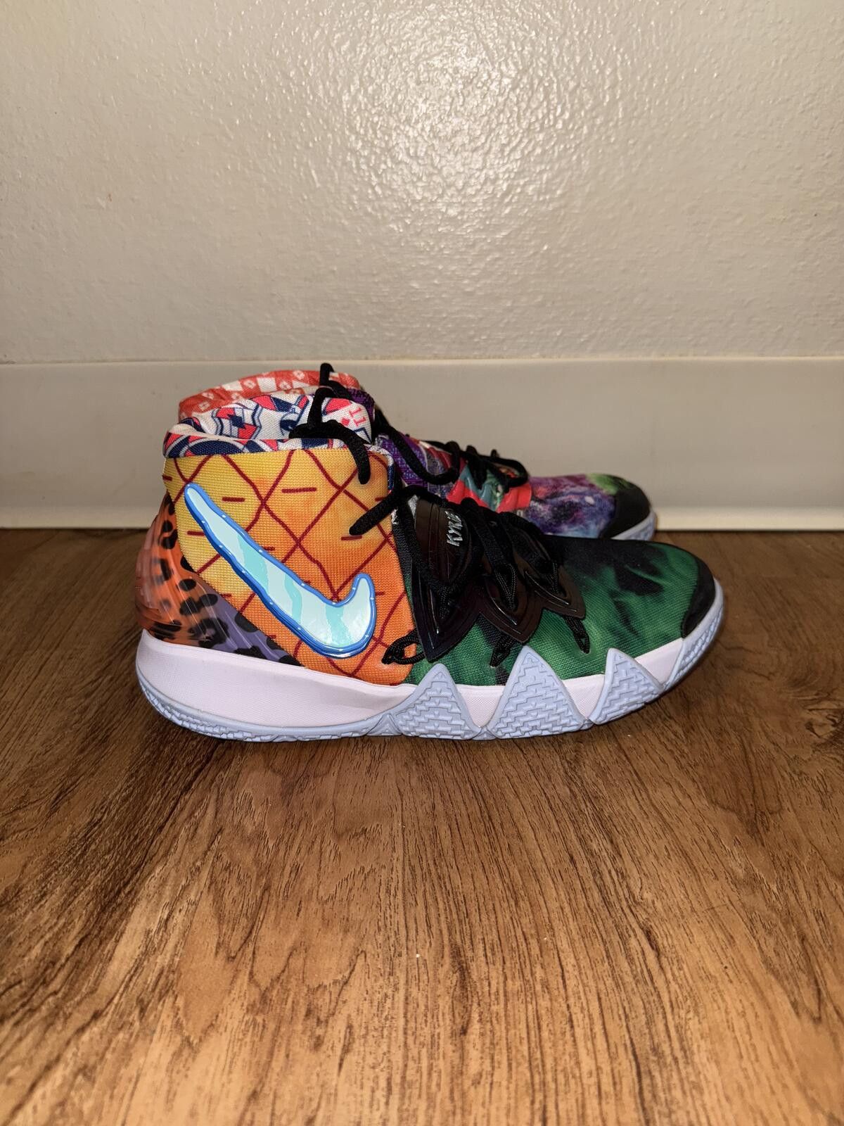Nike Nike Kybird S2 Best Of (Gs) Size US 5.5 / EU 38 - 1 Thumbnail