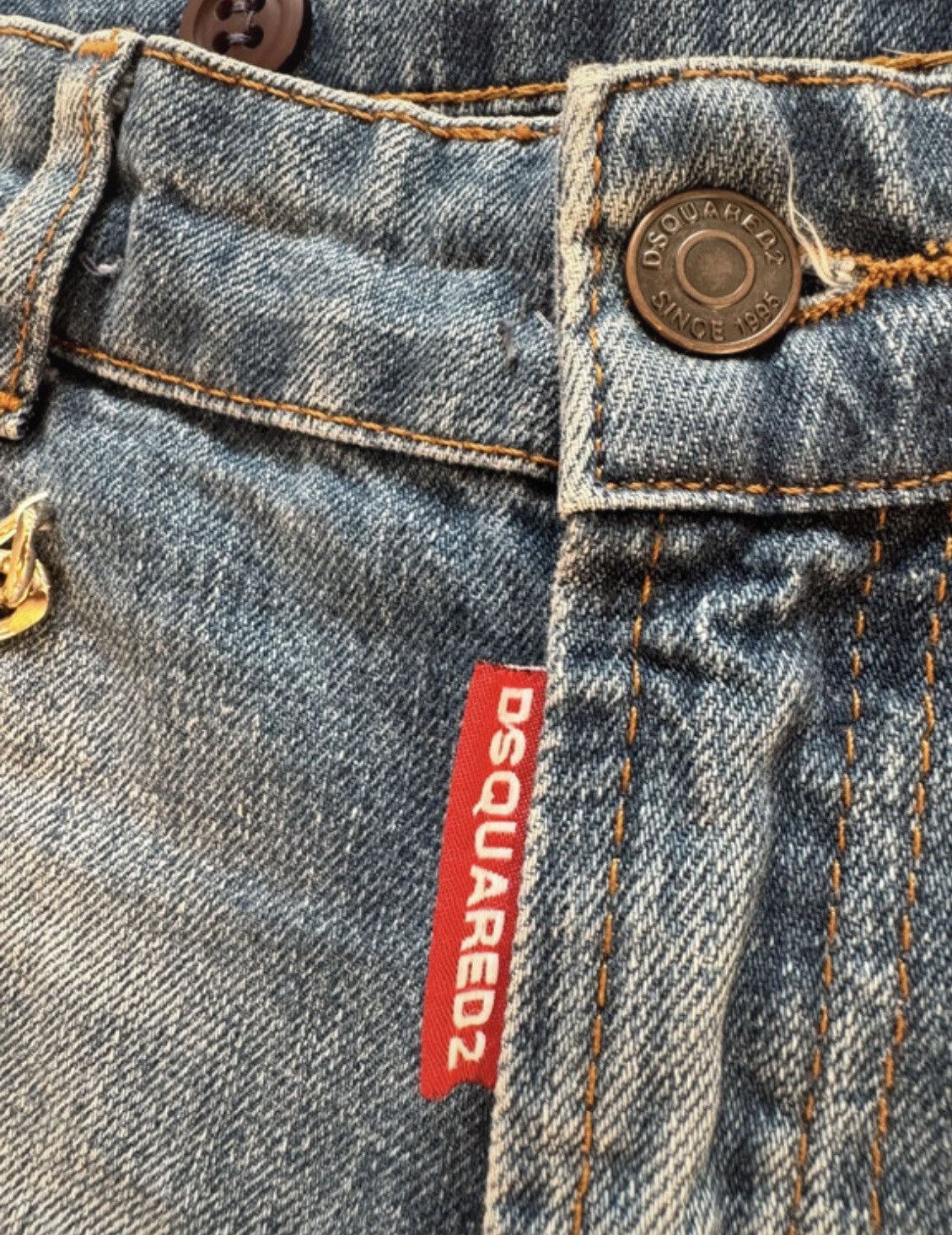 Dsquared2 Dsquared2 Women’s Denim Shorts Size s/Distressed Look/ Size 25" / US 0 / IT 36 - 4 Thumbnail