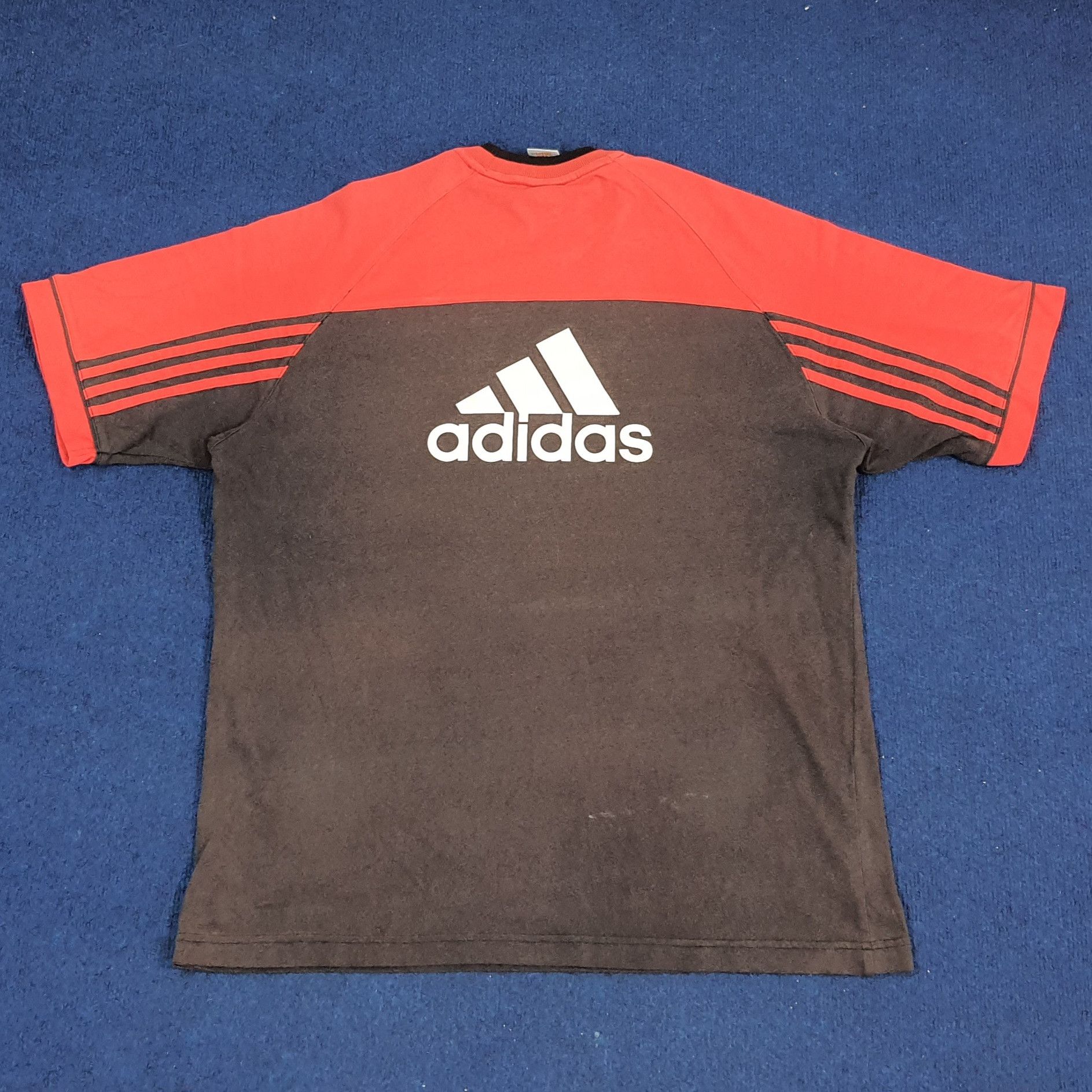 Adidas × Vintage Vintage Adidas AC Milan Sports Football Club Tshirt Size US XL / EU 56 / 4 - 3 Thumbnail