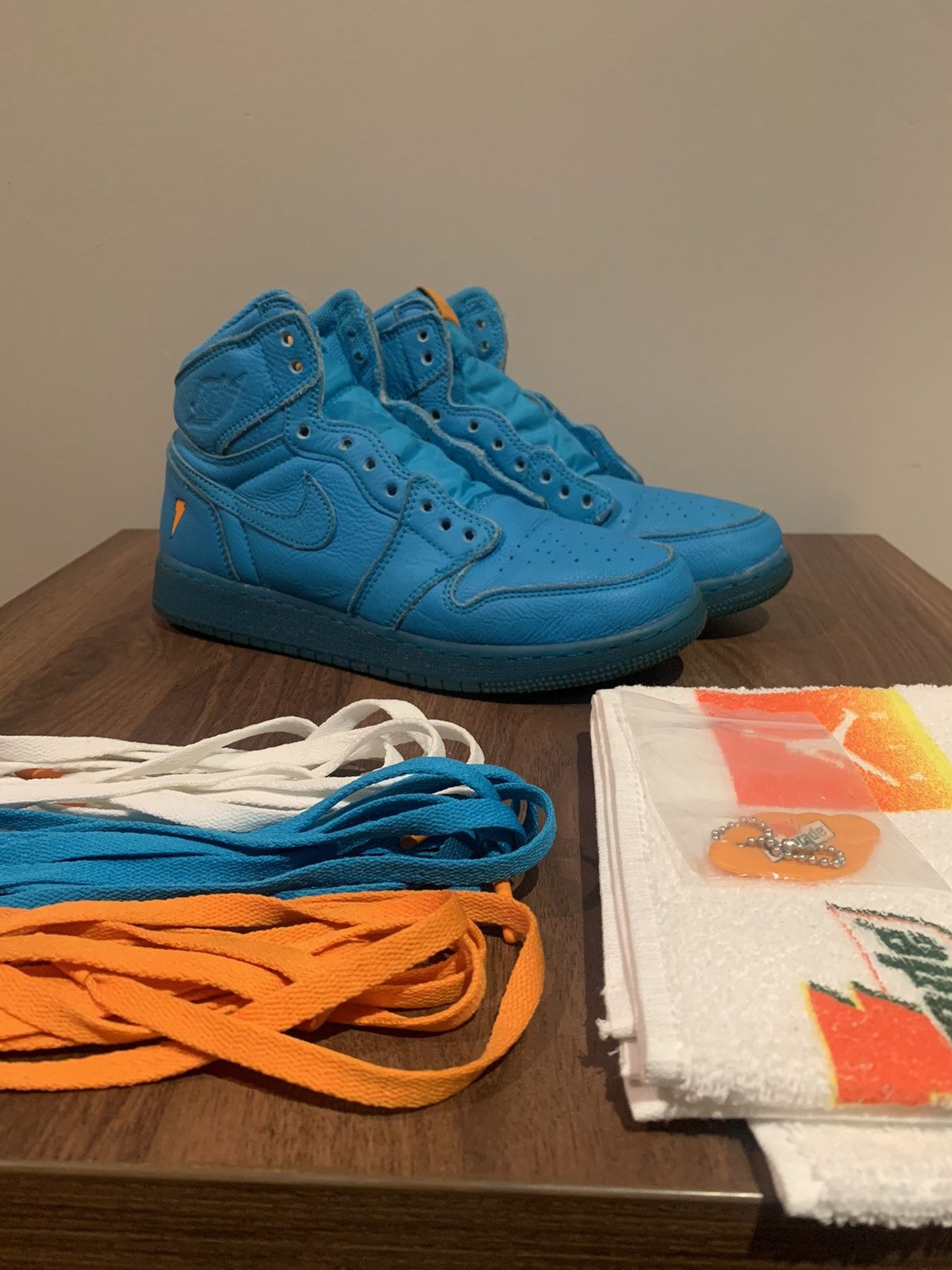 Jordan 1 gatorade blue on outlet feet