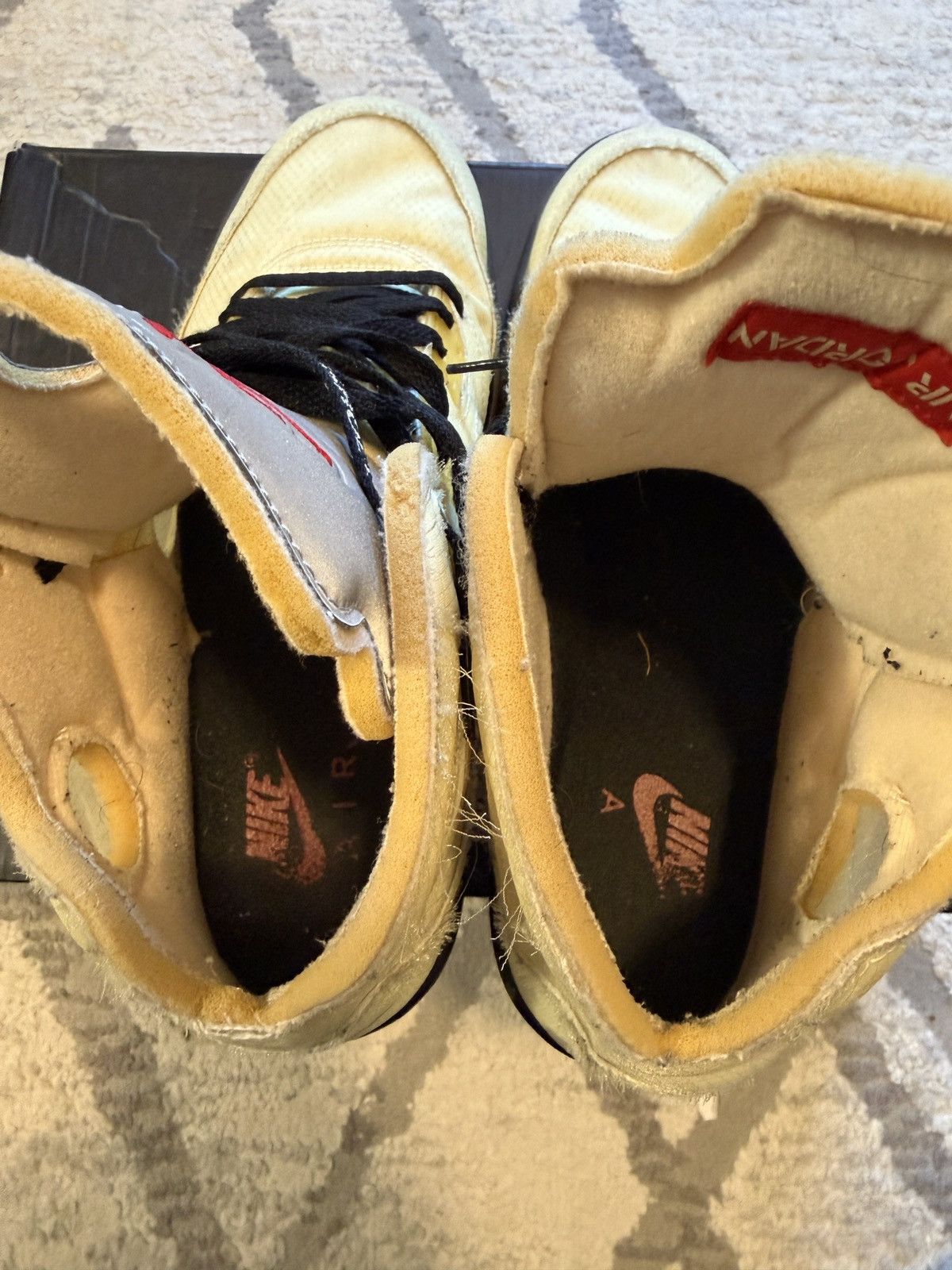 Jordan Brand × Off-White Off white Jordan 5 sail Size US 11 / EU 44 - 7 Thumbnail