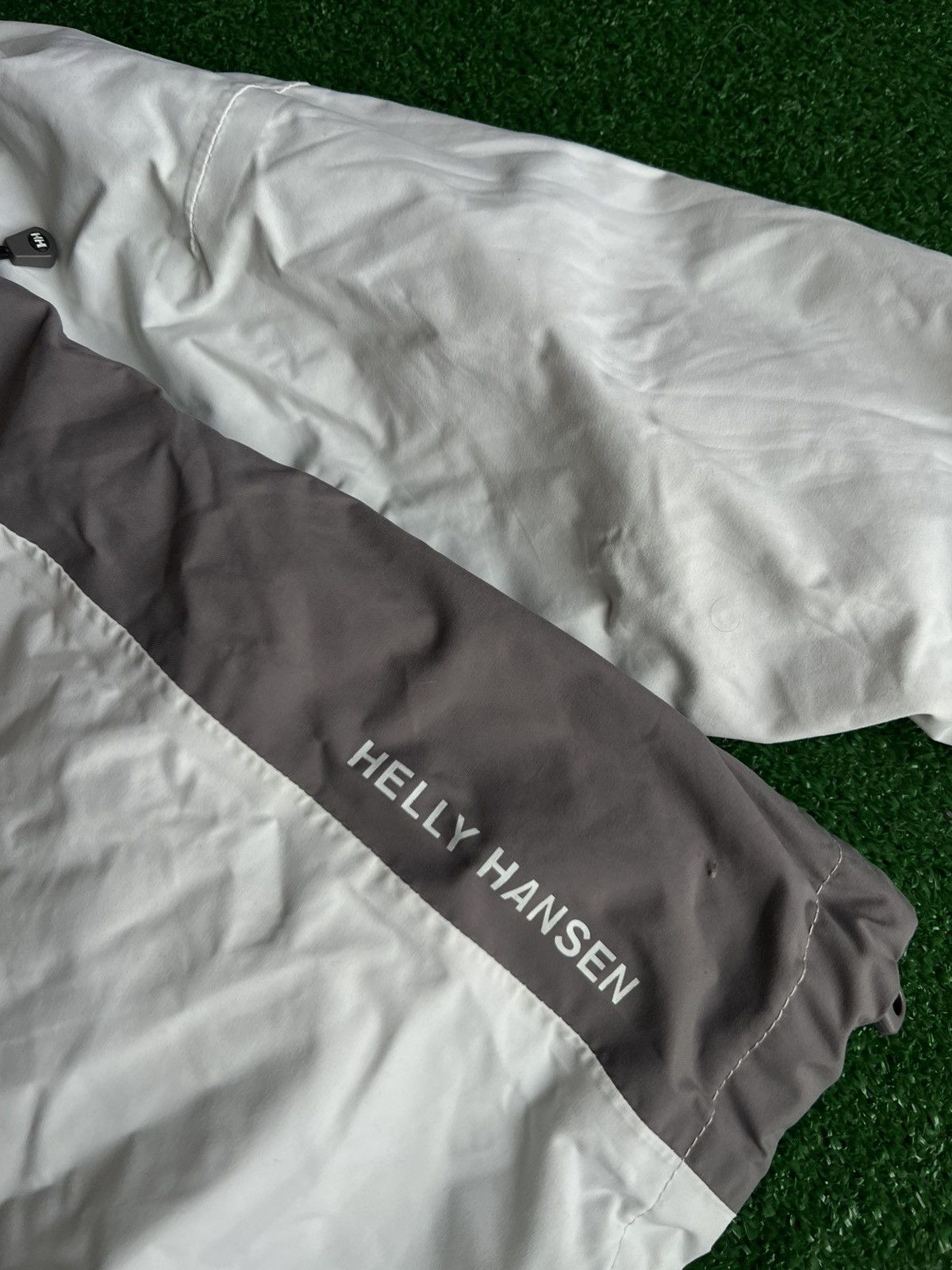 Helly Hansen Helly Hansen Seven J waterproof jacket Size US S / EU 44-46 / 1 - 19 Thumbnail