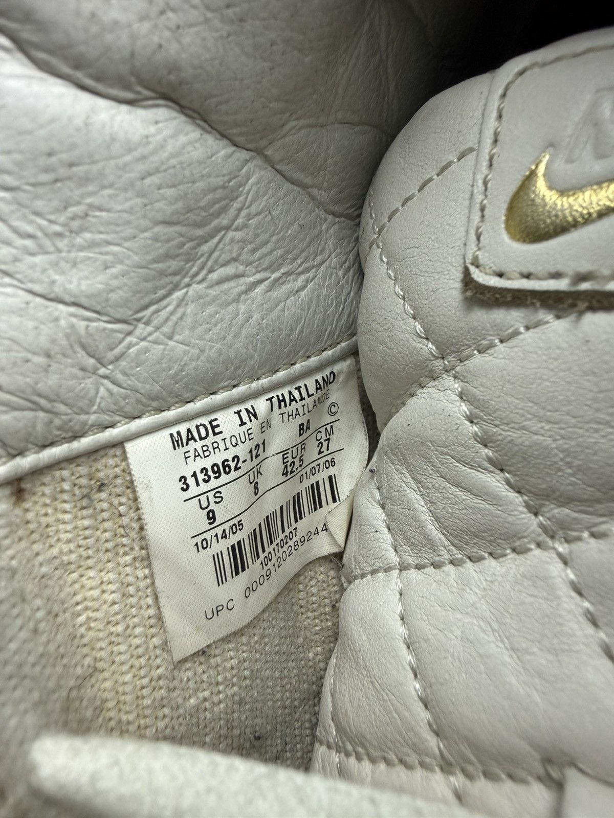 Nike × Supreme 2006 Nike SB x Supreme Blazer White Size US 9 / EU 42 - 9 Thumbnail
