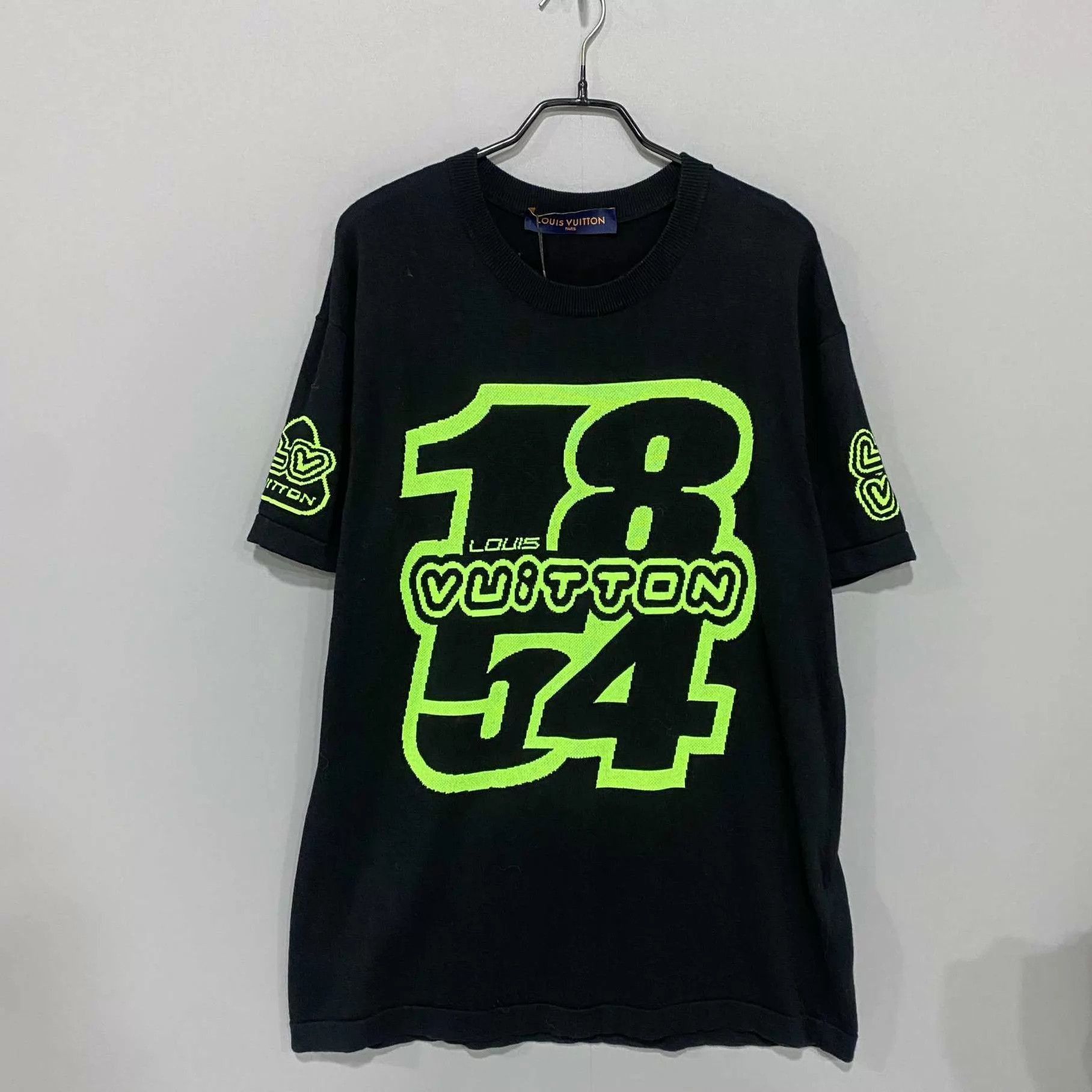 Louis Vuitton Black Short-Sleeve Shirt with Neon Green Graphic Size US S / EU 44-46 / 1 - 1 Thumbnail