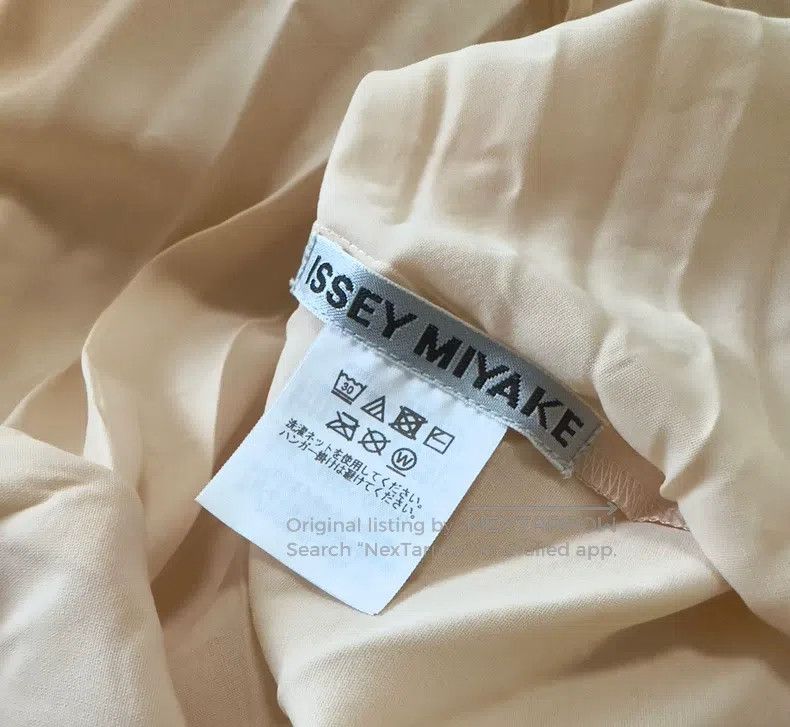 Issey Miyake Issey Miyake Water Ripple Short Sleeve Top Size XXS / US 00 / IT 34 - 3 Thumbnail