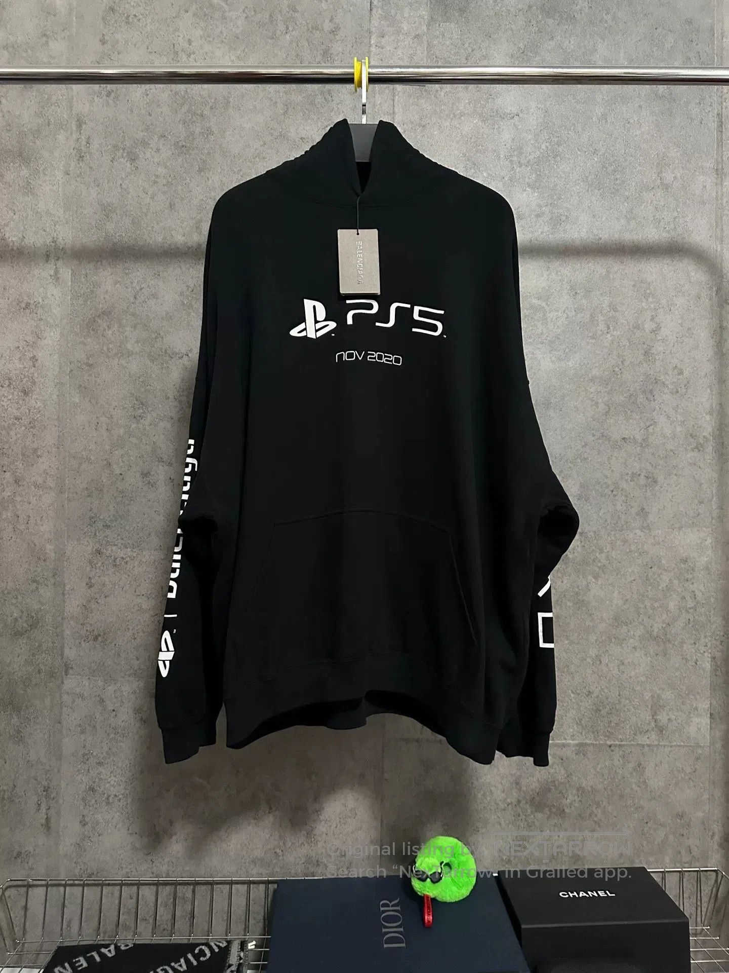 Balenciaga Balenciaga PS5 Collaboration Hoodie Black. Size US XS / EU 42 / 0 - 1 Thumbnail
