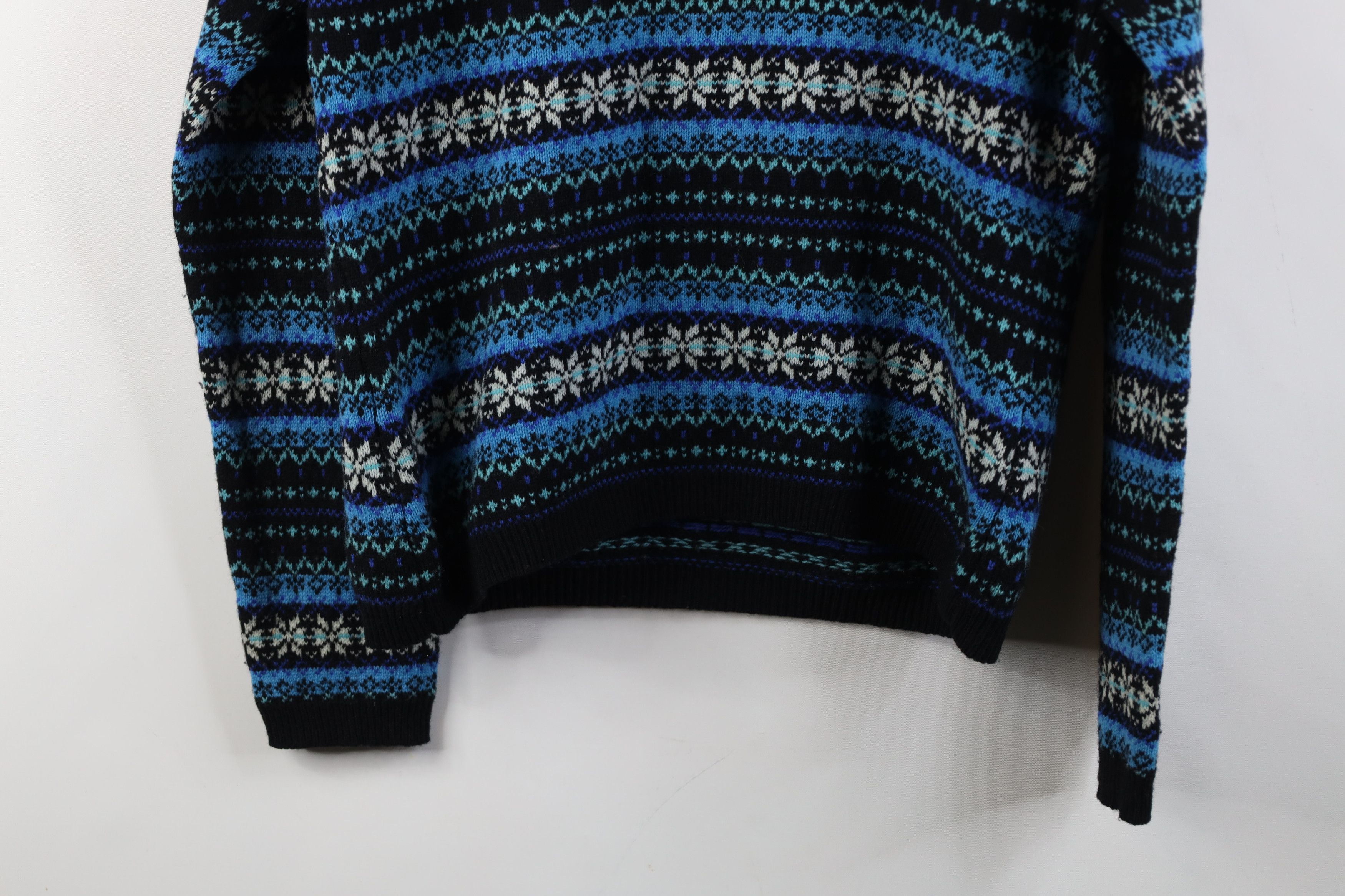 Vintage Vintage 90s Streetwear Knit Fair Isle V-Neck Sweater Size L / US 10 / IT 46 - 9 Thumbnail
