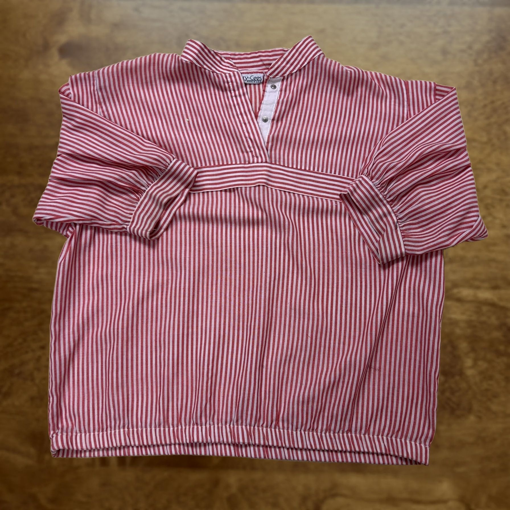 Vintage VINTAGE Gary-Cees Shirt Womens XL Red Stripe 3/4 Sleeve Band Collar Made In USA Size XL / US 12-14 / IT 48-50 - 1 Thumbnail