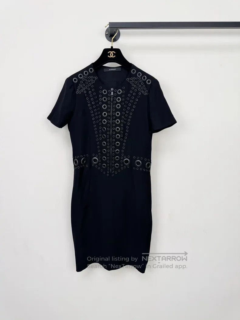 Givenchy Givenchy Size38 Dress Size 38 Size M / US 6-8 / IT 42-44 - 1 Thumbnail