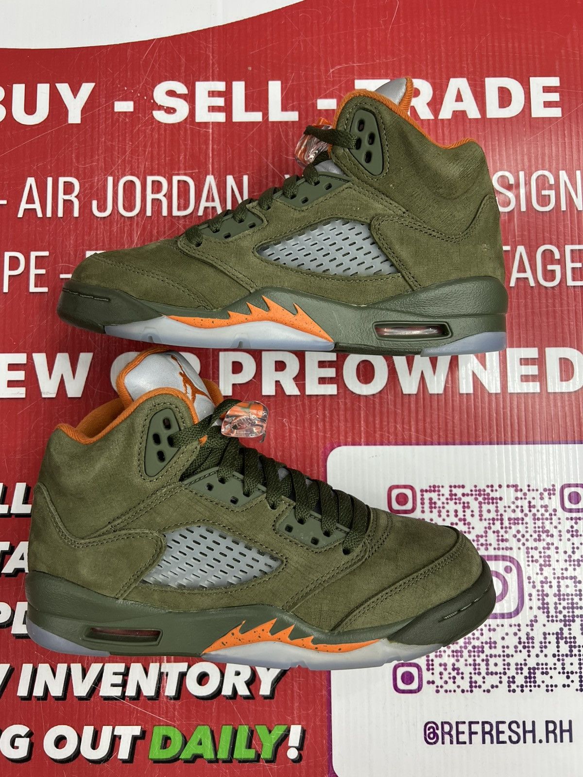 Jordan Brand Air Jordan 5 Olive Size 5y Size US 5 / EU 37 - 2 Thumbnail