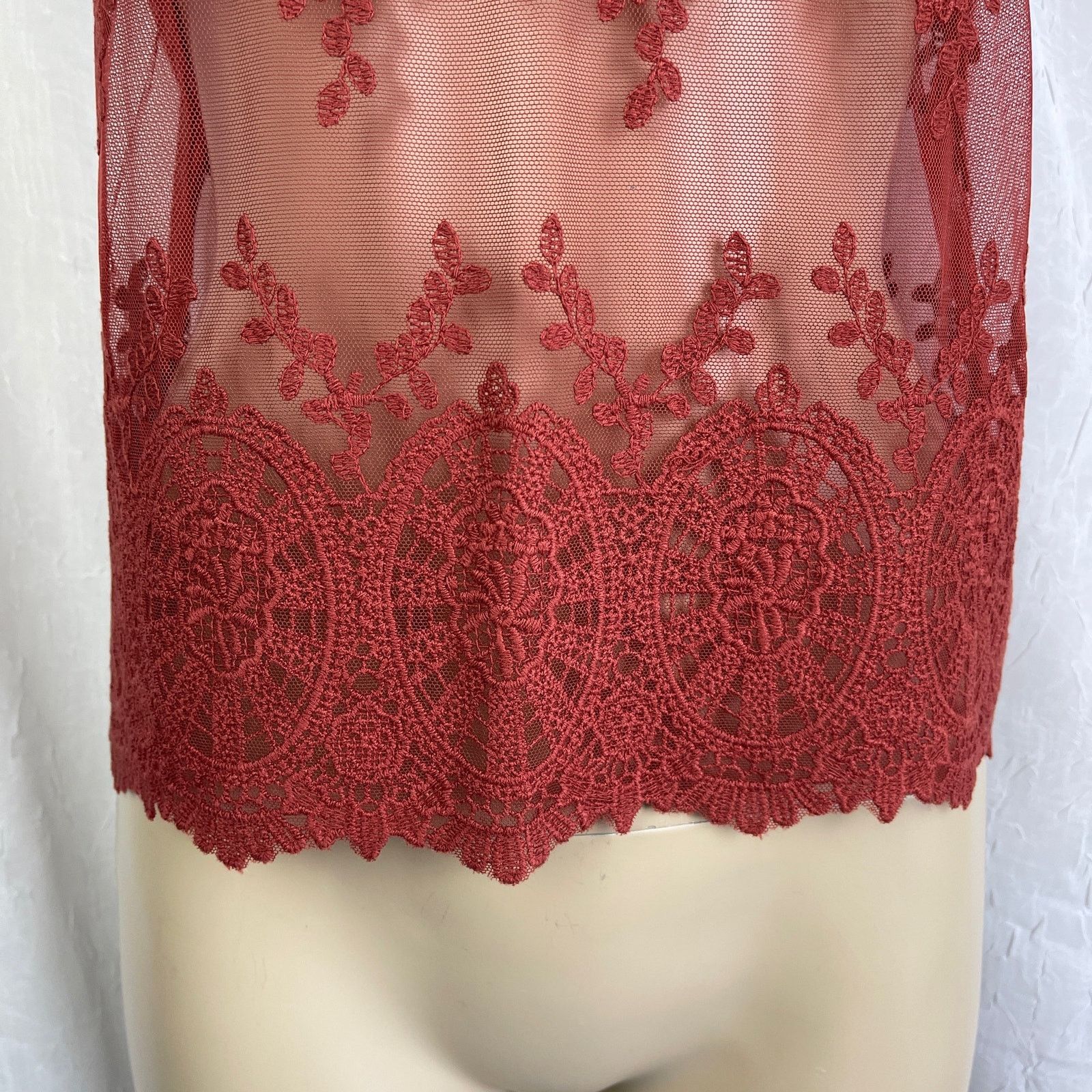 Forever 21 Rust Sheer Mesh Lace T Shirt Scalloped Hem Forever 21 Small Size S / US 4 / IT 40 - 3 Thumbnail