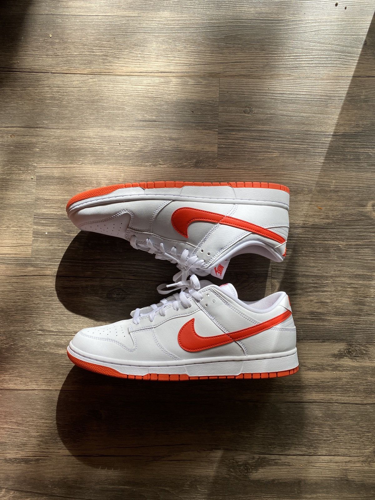 retro nike white with red swoosh
