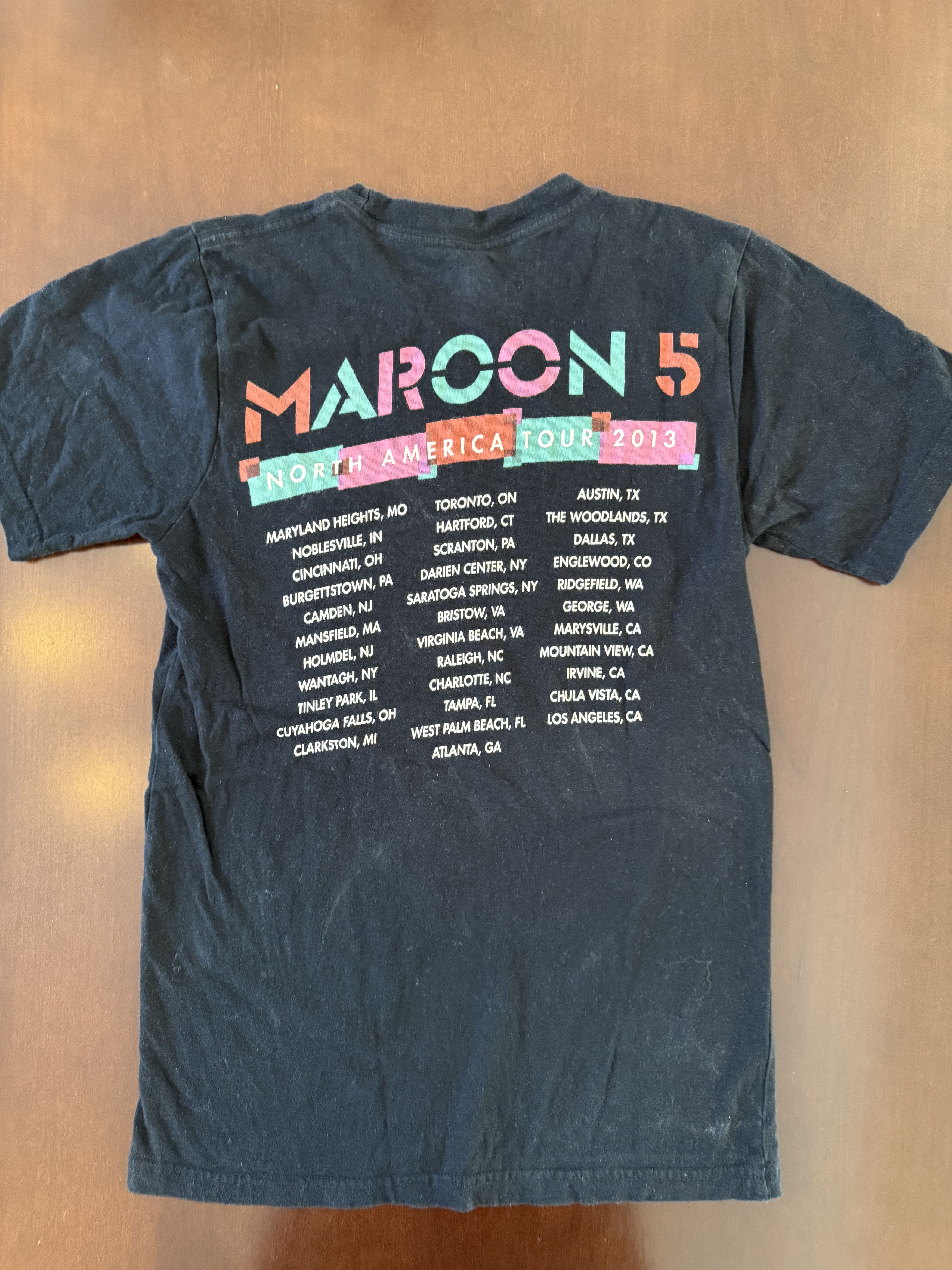 Band Tees Maroon 5 2013 Tour Shirt Adam Levine Size S / US 4 / IT 40 - 2 Thumbnail
