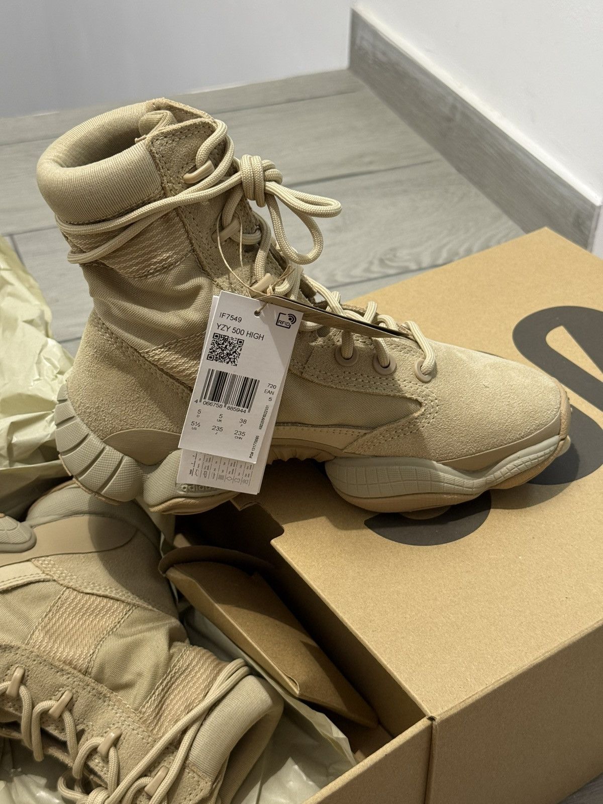Yeezy Yeezy 500 Boots Utility Sand Size US 7.5 / IT 37.5 - 2 Thumbnail
