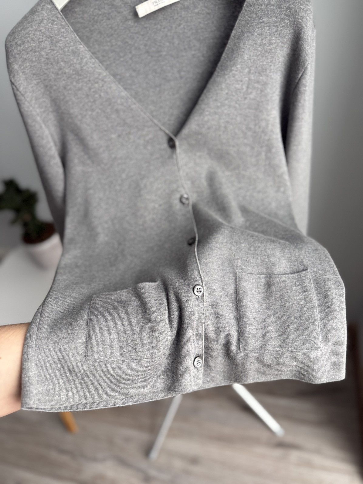 Miu Miu Prada Grey Cotton V-Neck Cardigan Button Front Knit Sweater Size S / US 4 / IT 40 - 8 Thumbnail
