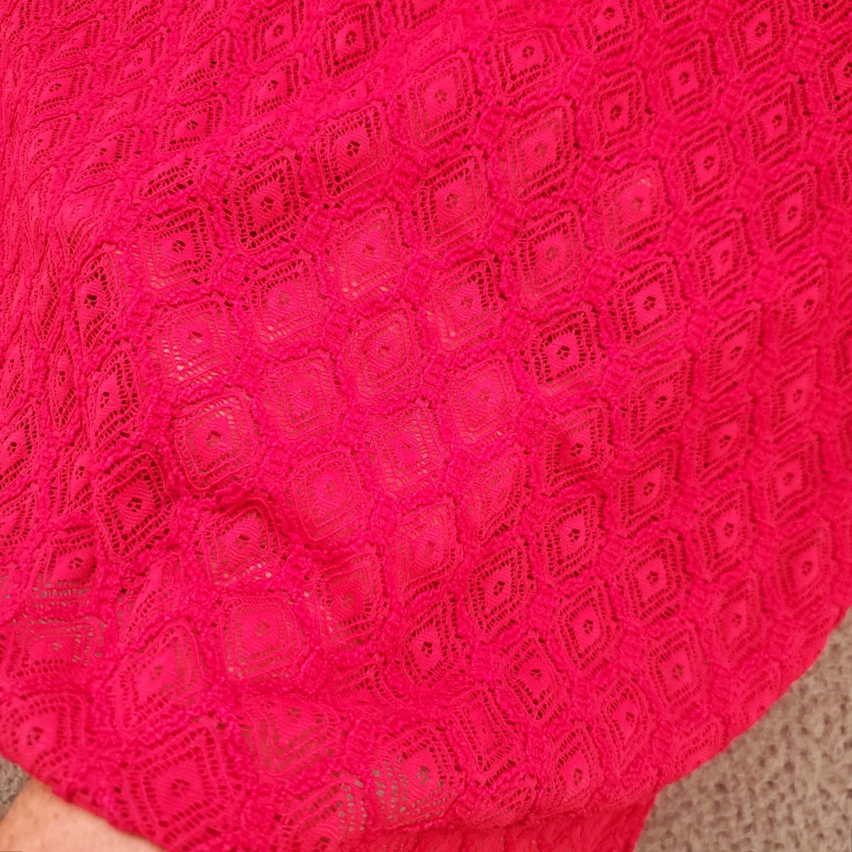 Vintage Catherines Maggie Barnes Blouse Top Women 2X Lace Sheer Crochet 22W 24W Pink Nylon Spandex Rayon Lace Crochet Accents Size XXL / US 16-18 / IT 52-54 - 7 Thumbnail