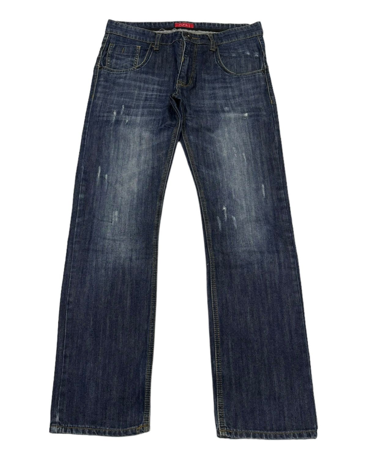 RARE DESIGN VINTAGE AVAIL DISTRESSED DENIM JEANS