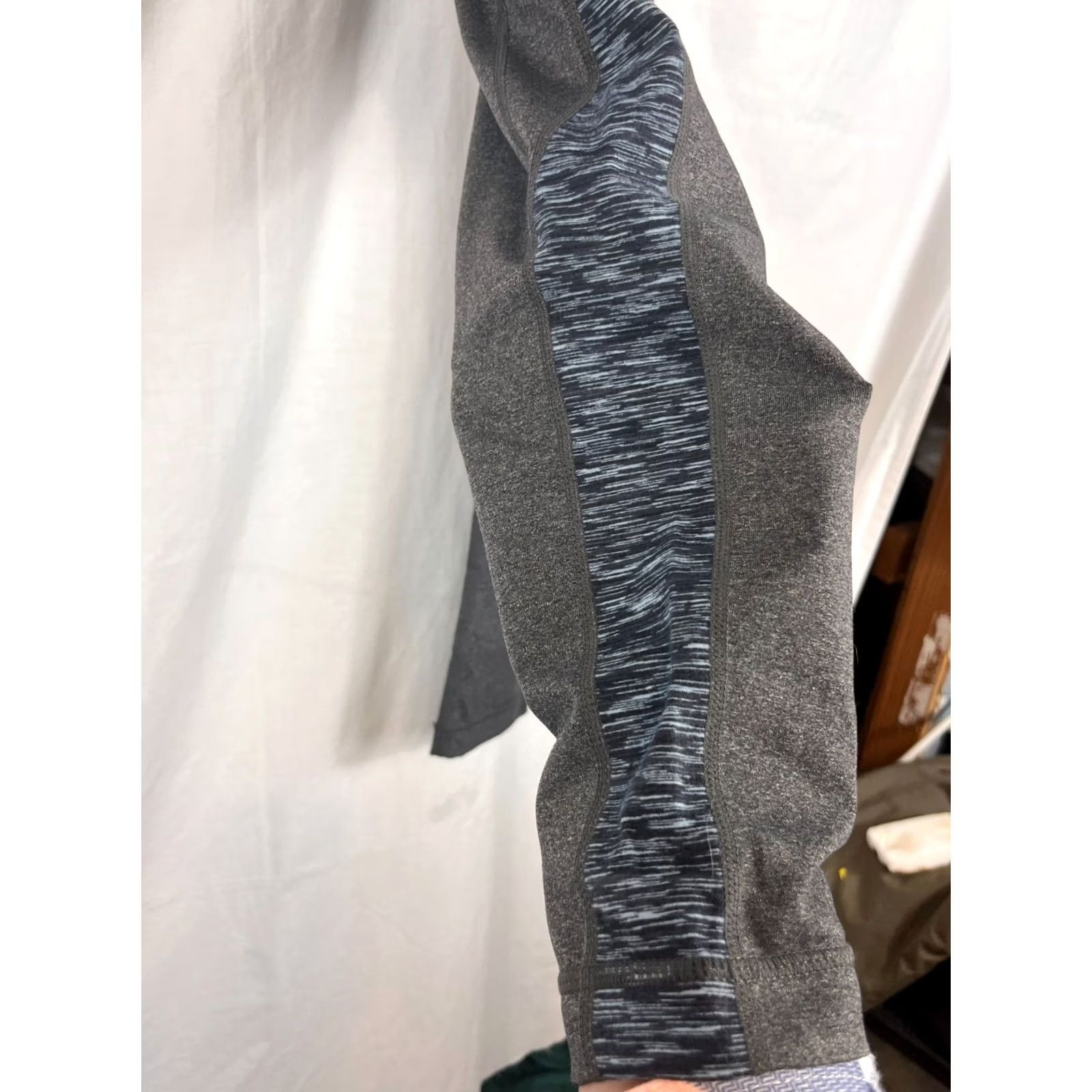 Athleta Athleta Leggings Shirt? Size 28" / US 6 / IT 42 - 6 Thumbnail