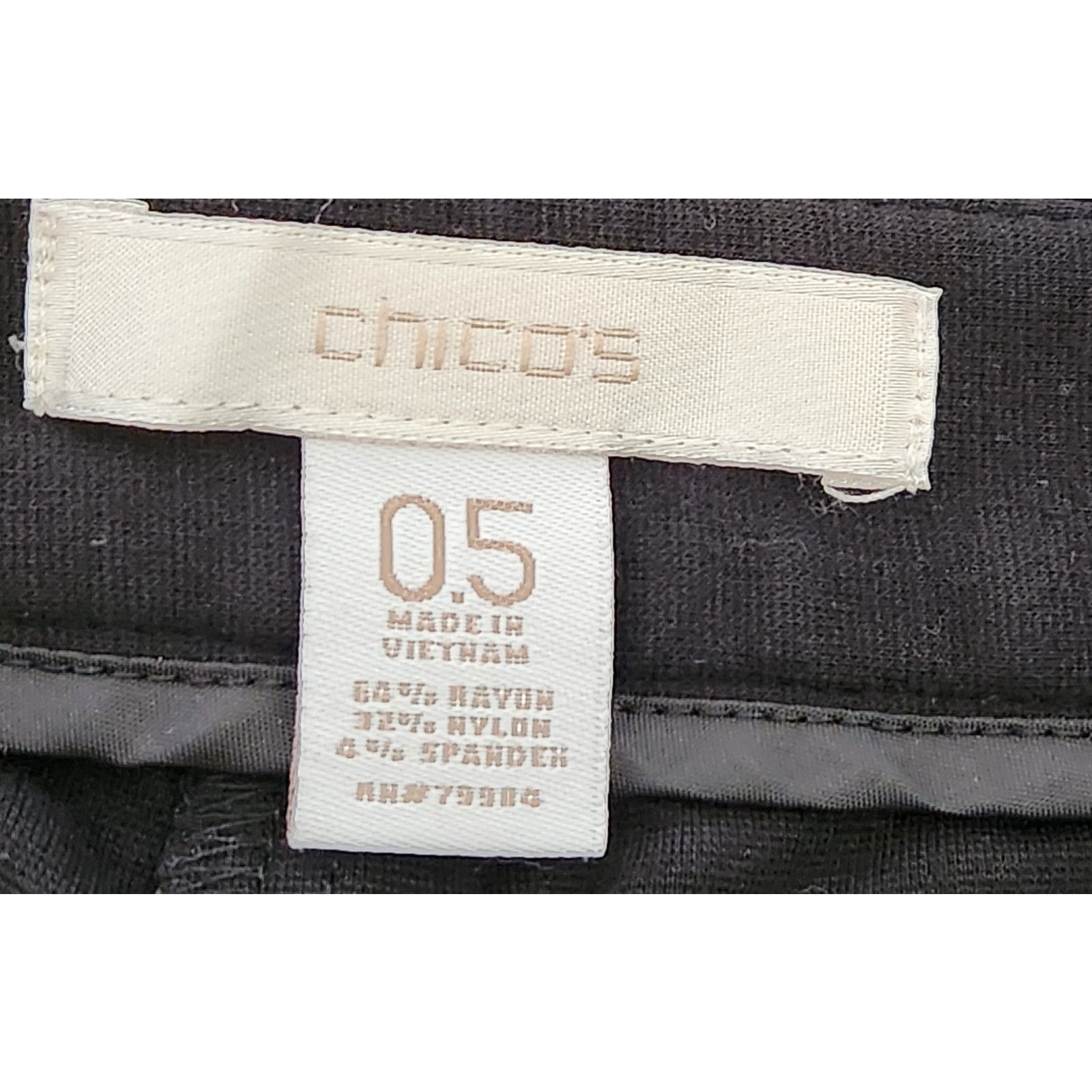 Other Chico's Black Flat Front Cropped Pants .5 XS Slashed Pockets Size 30" / US 8 / IT 44 - 5 Thumbnail