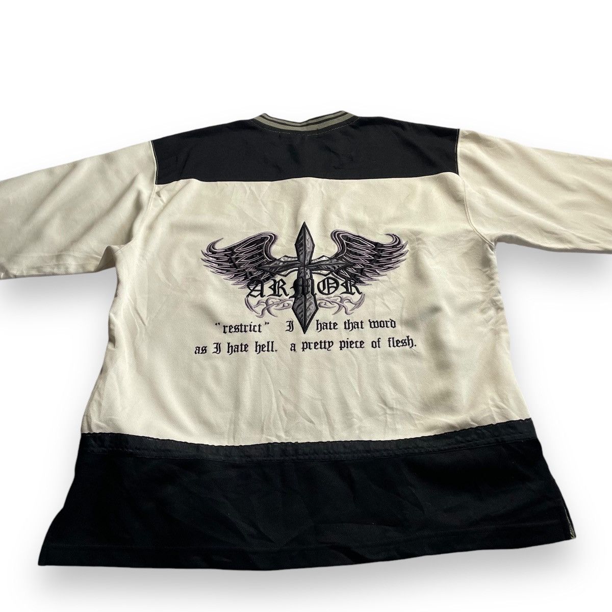 If Six Was Nine 🇯🇵☠️ ARMOR WORDING CROSS 2 TONES KNITTED SWEATSHIRT Size US L / EU 52-54 / 3 - 13 Thumbnail