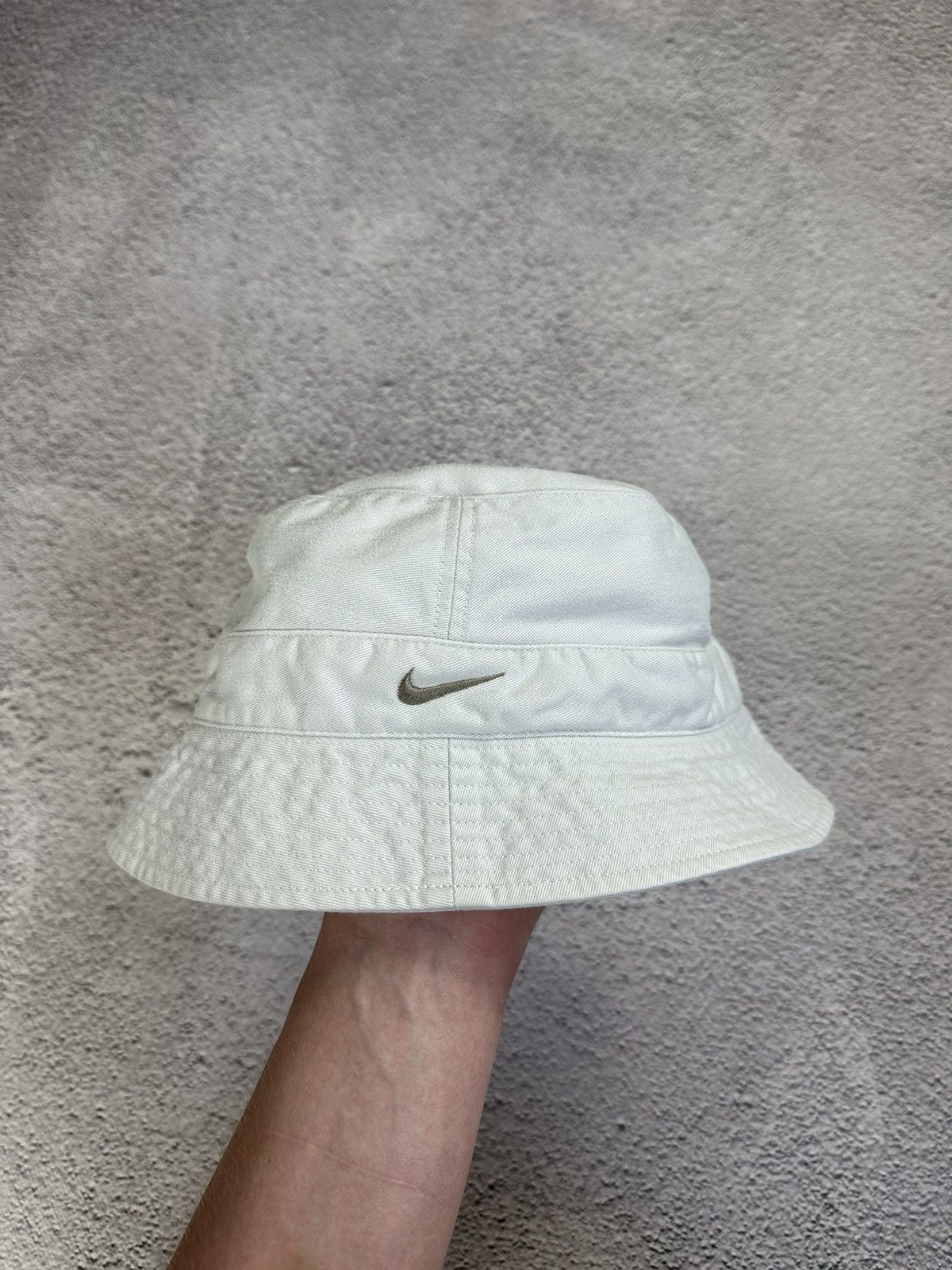 Nike × Vintage Vintage Nike Reversible Bucket Hat Panama Embroidered Logo Size ONE SIZE - 1 Thumbnail