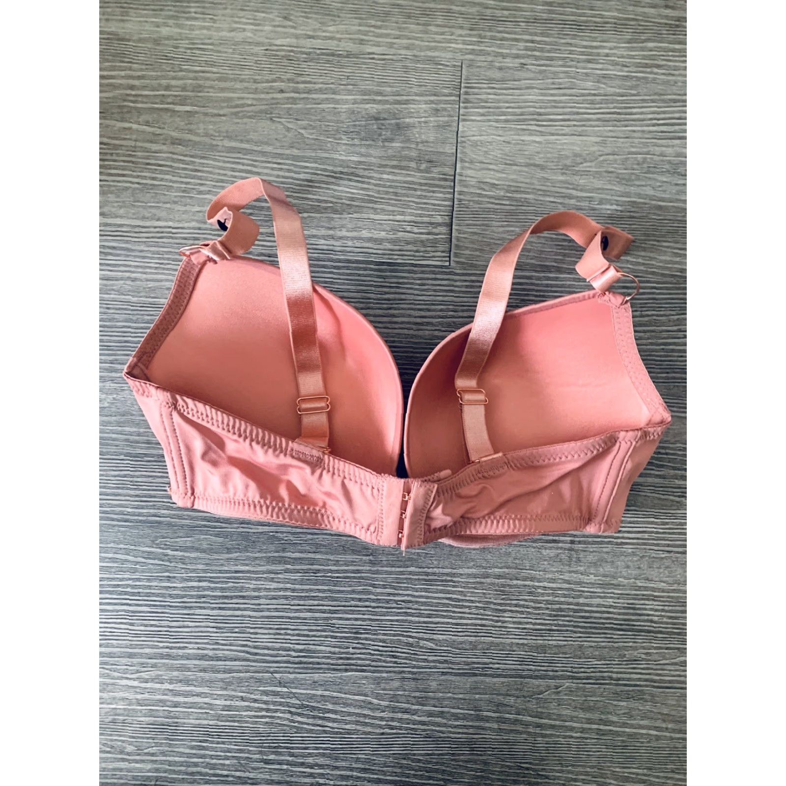 Vintage VINTAGE Rachel Roy Curvy Collection Perfect Coverage Bra 38D Pink Push Up Bra Womens 38D D Cup Girls Mens Size ONE SIZE - 2 Thumbnail